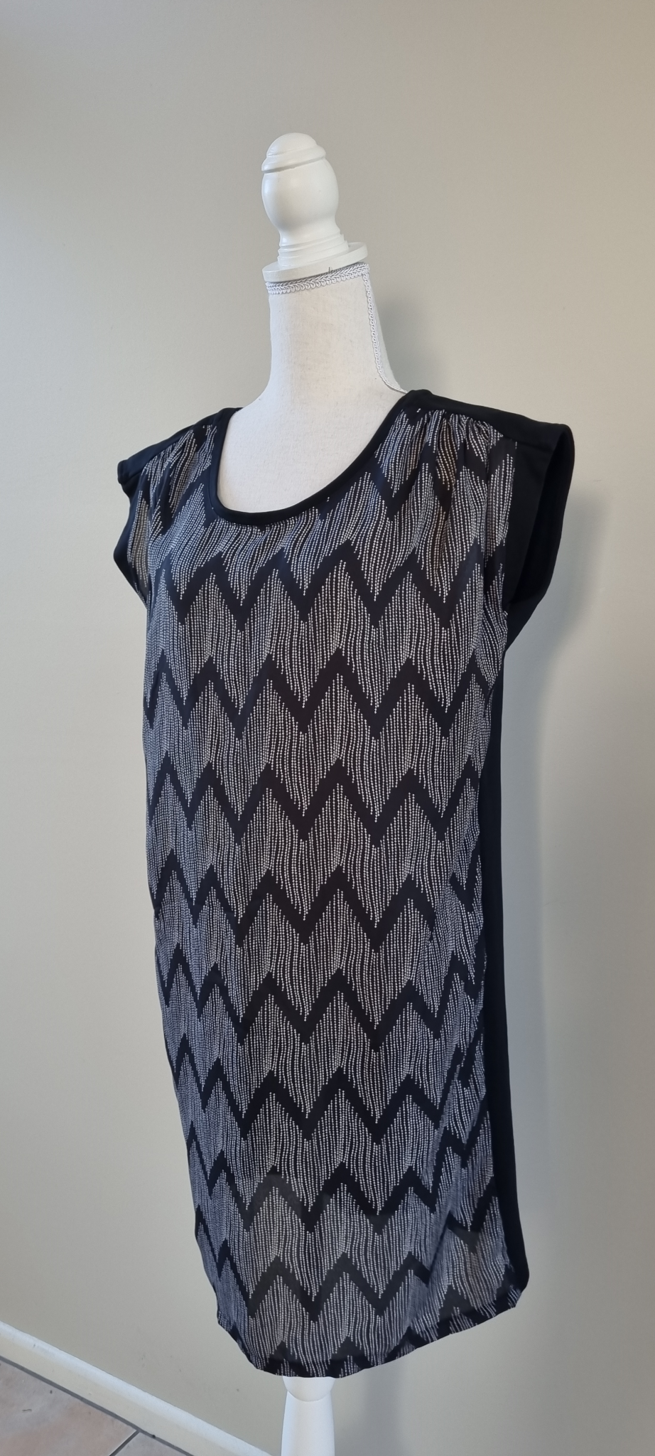 Charlo Dress size 10, image 3