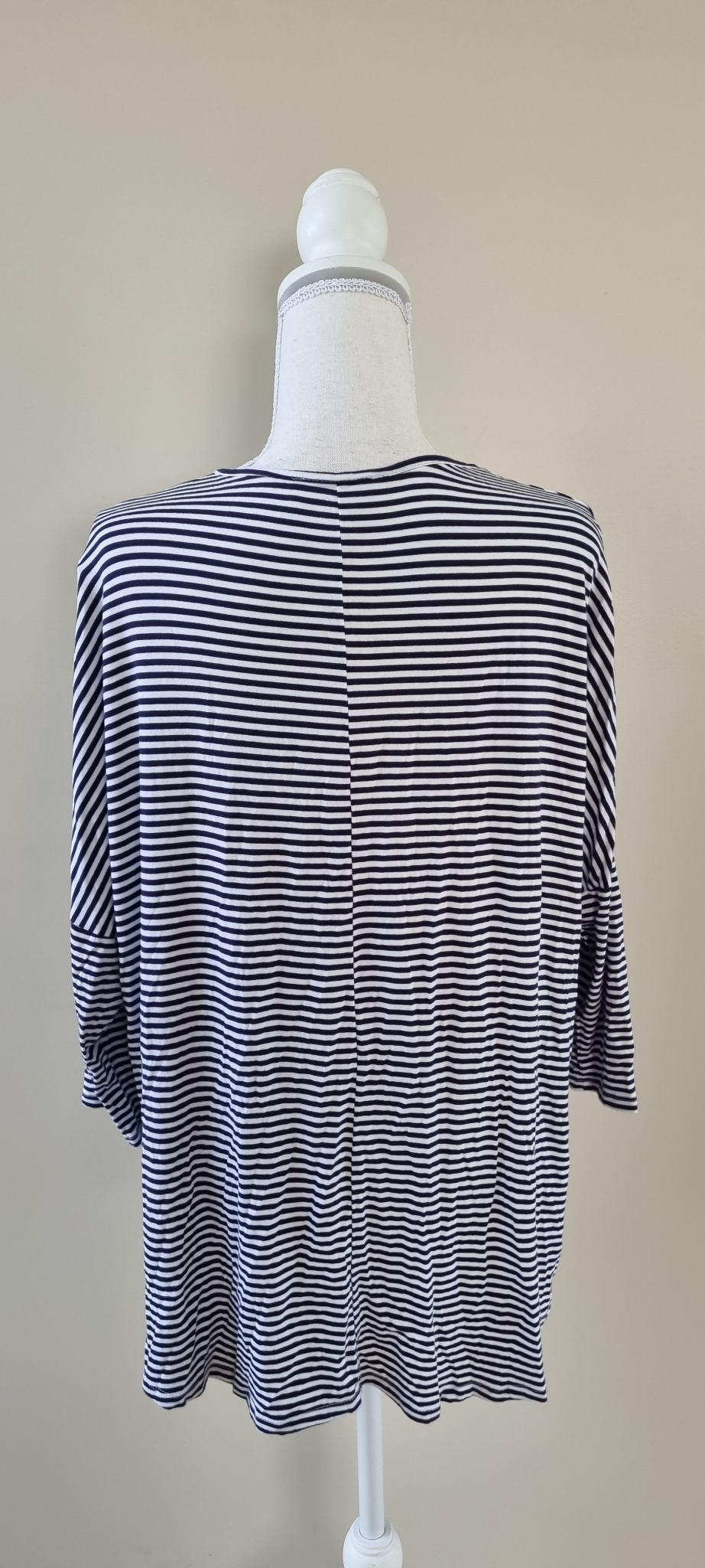 Betty Basics Top 14, image 3