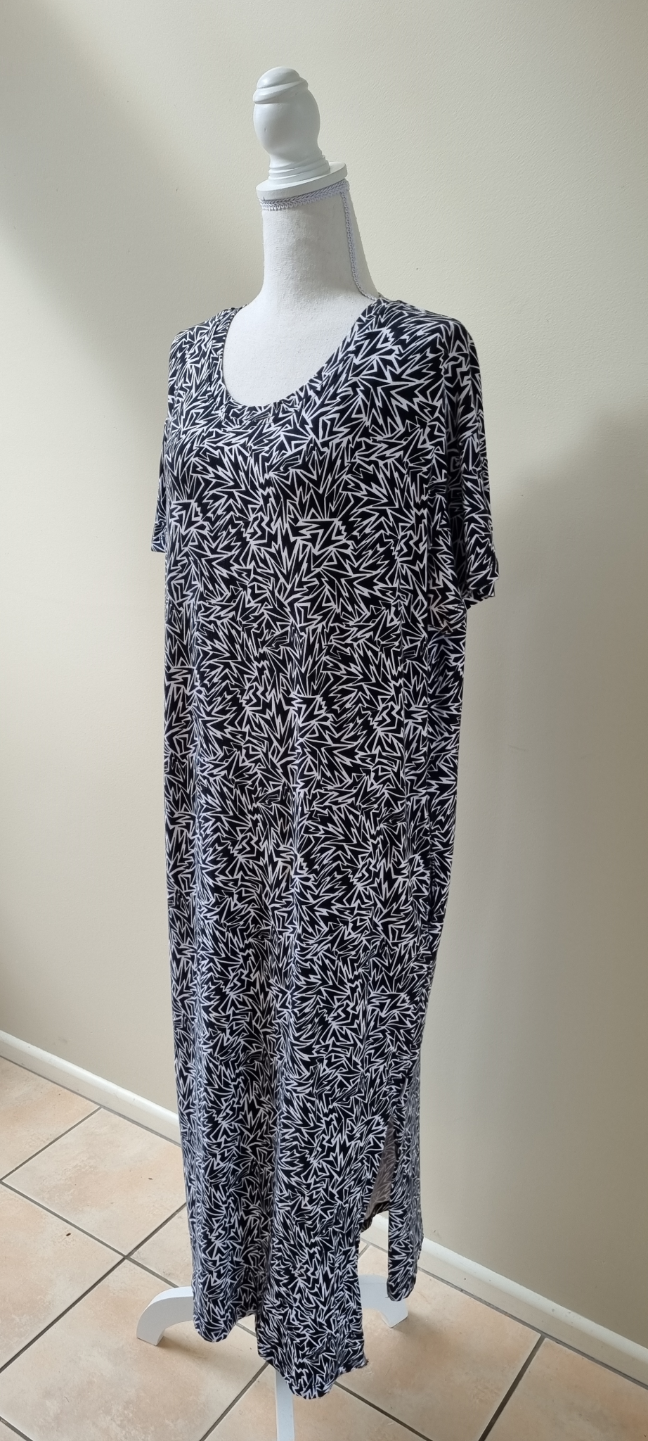 Home-Lee Dress Size 12, image 2