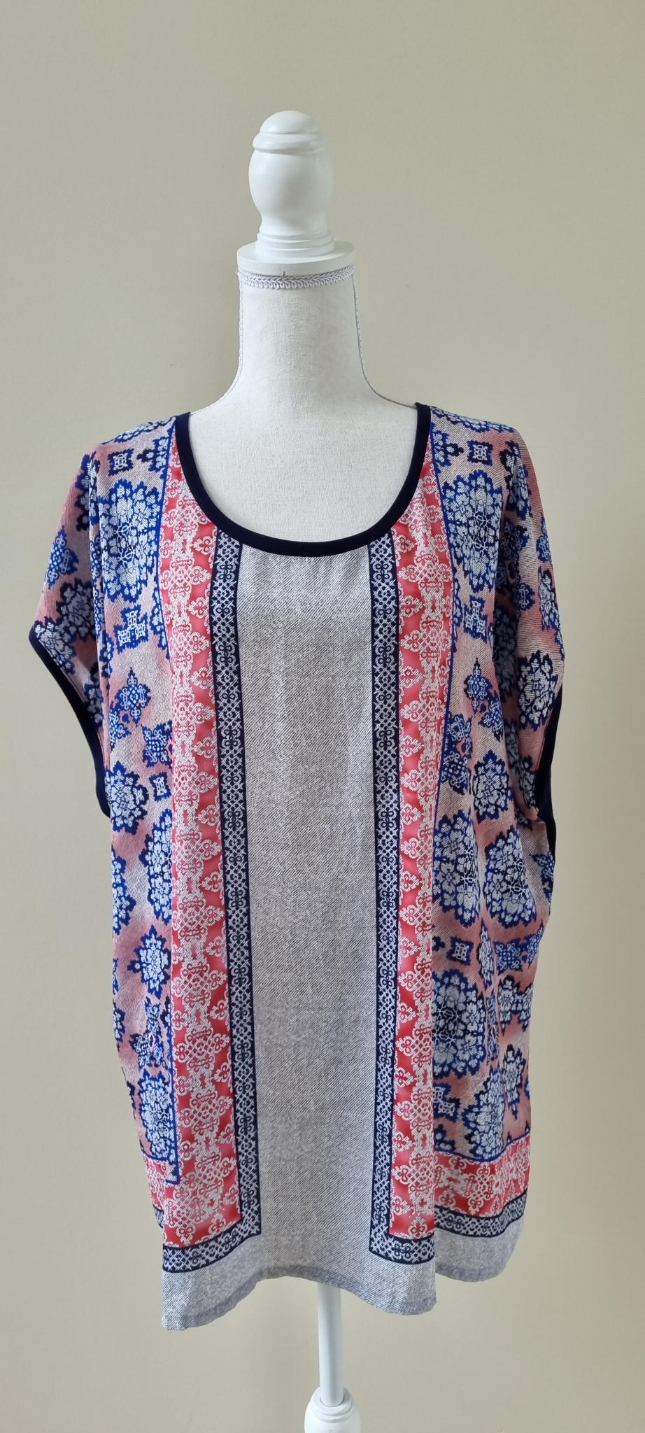 Wild Child Top size 2XL, image 2