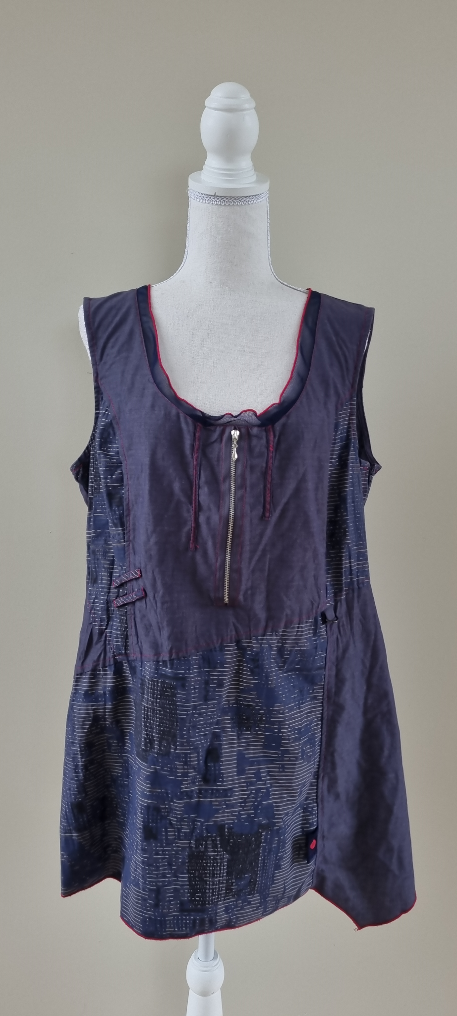 Mesmerise size 14 Tunic