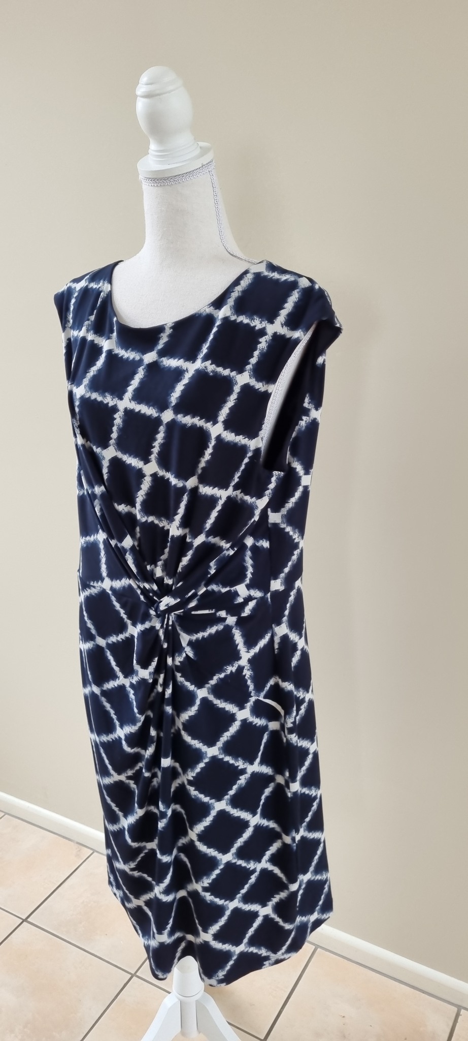 Oliver Black Dress 16, image 3
