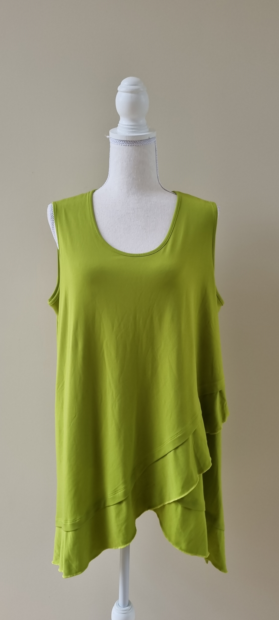 TS Taking Shape Tunic Top size S / 16