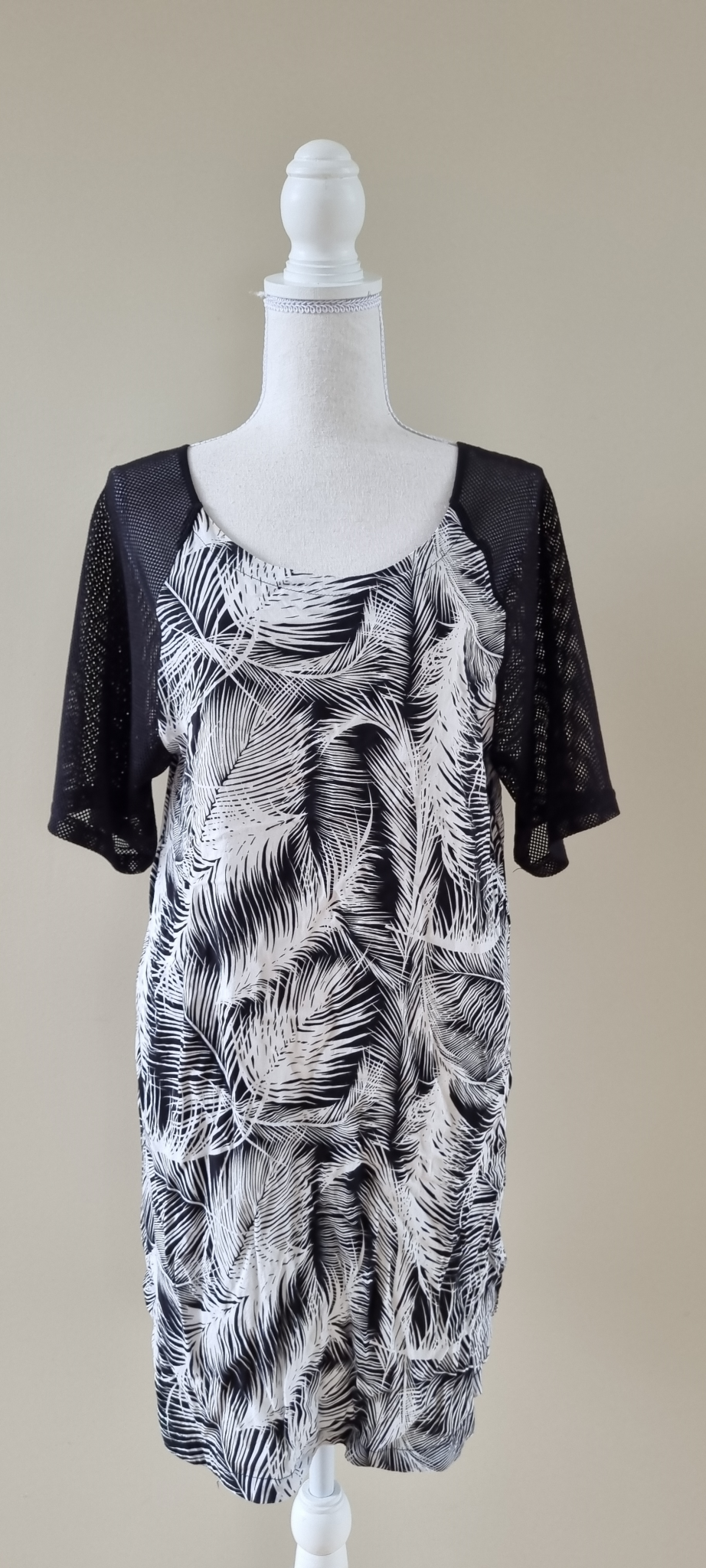Sass Dress size 14, image 2