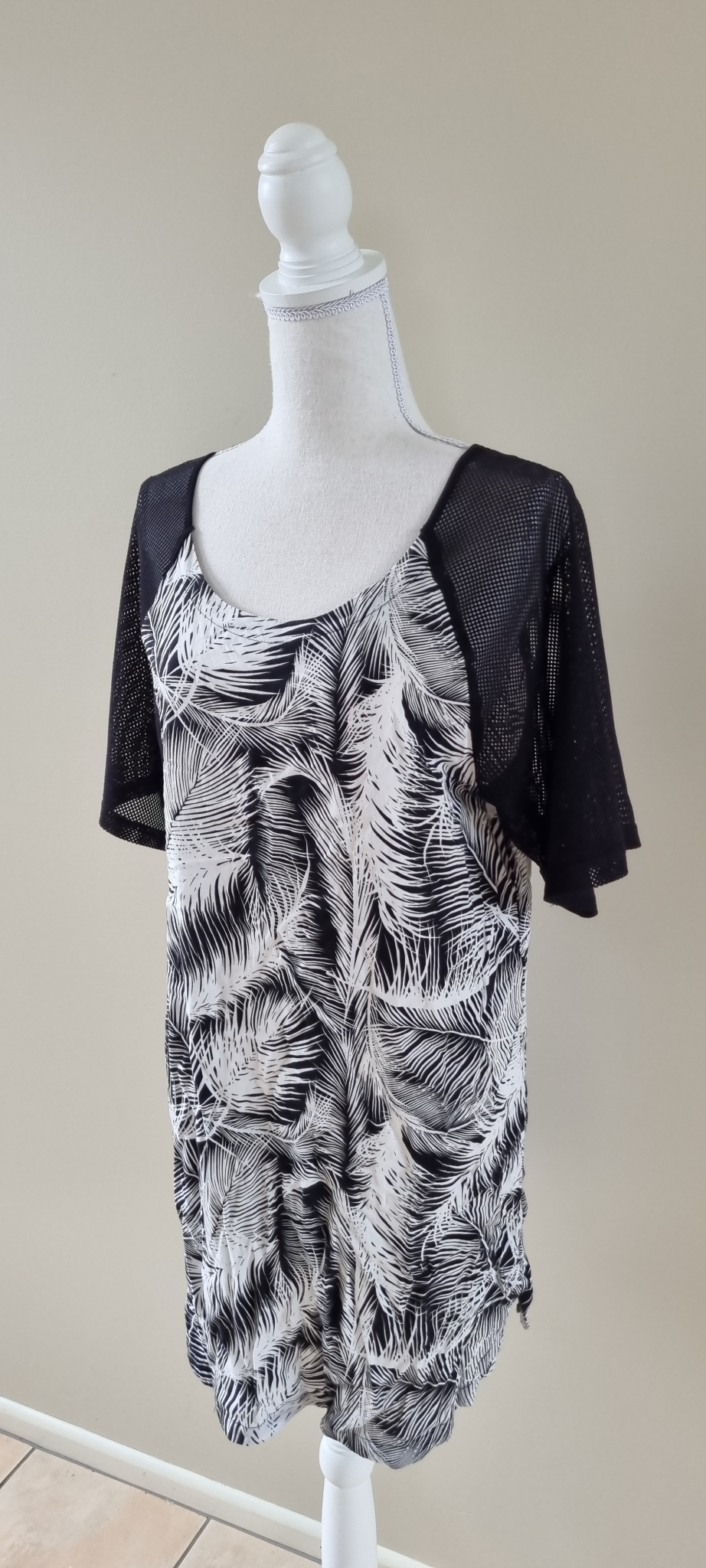 Sass Dress size 14, image 3