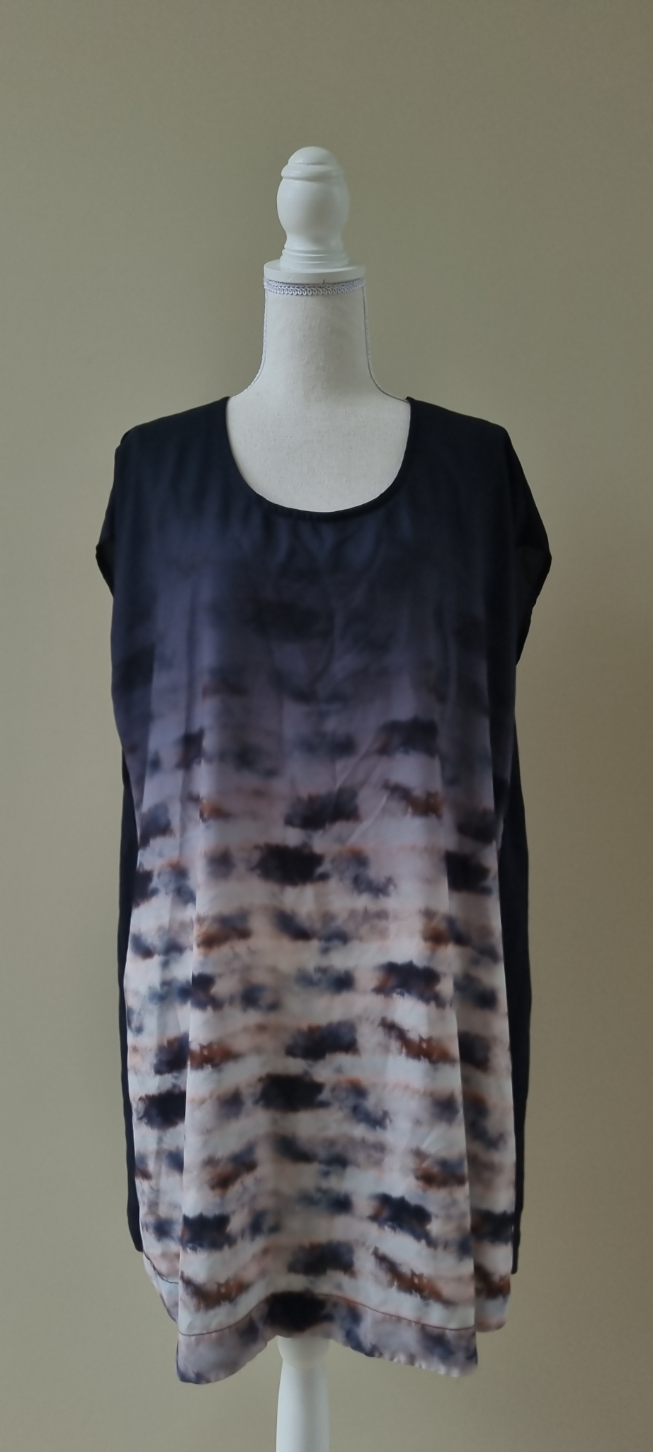 Wild Child Dress Size 16