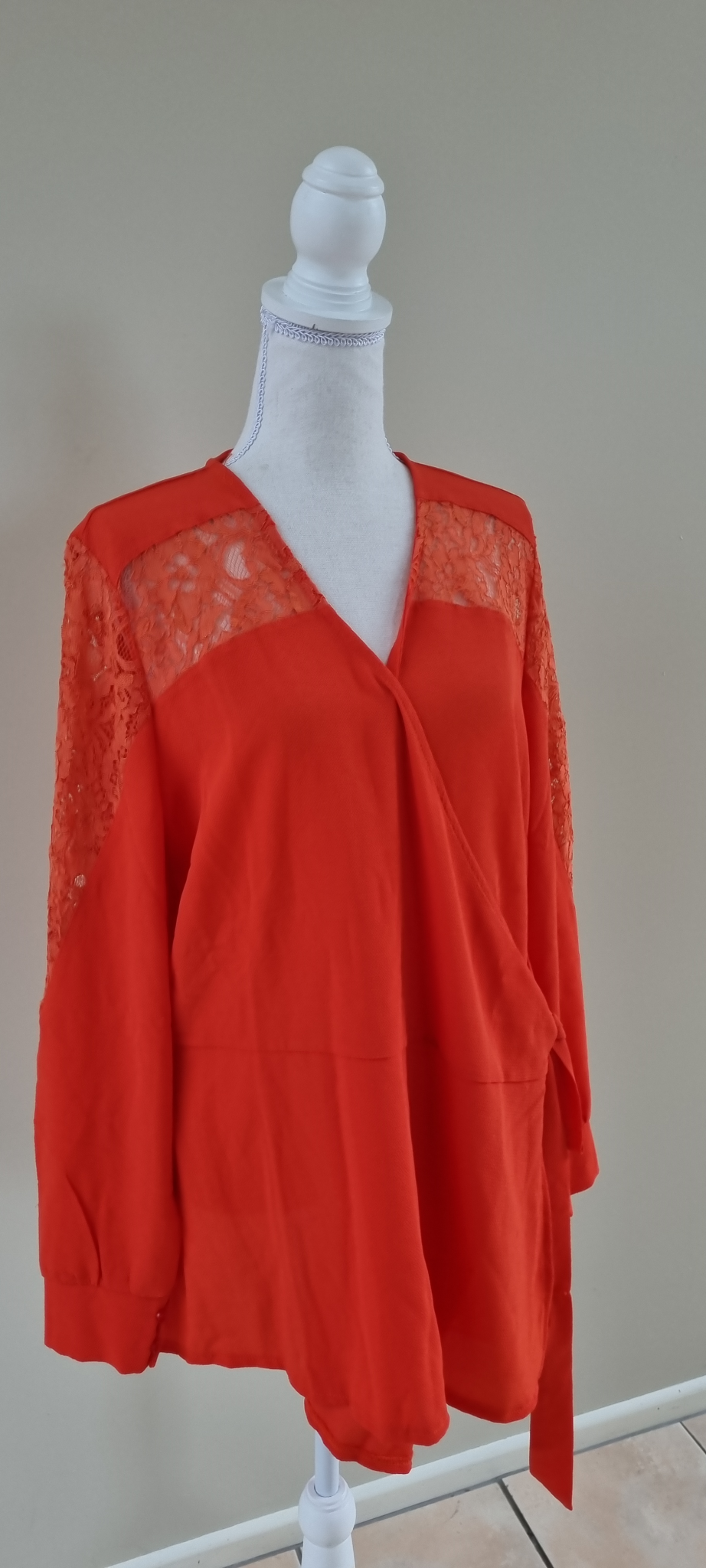 Heine Top Size 18, image 2