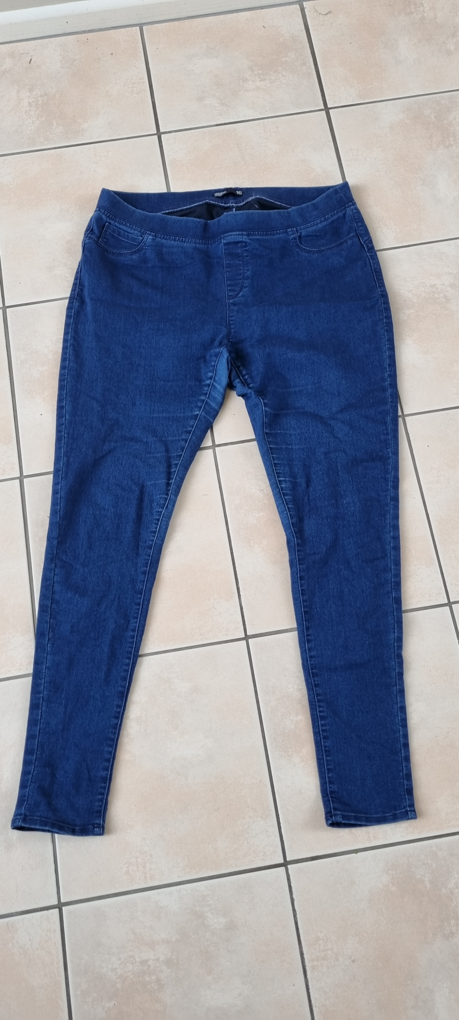 Urban Jeans Co Blue Jeans 16