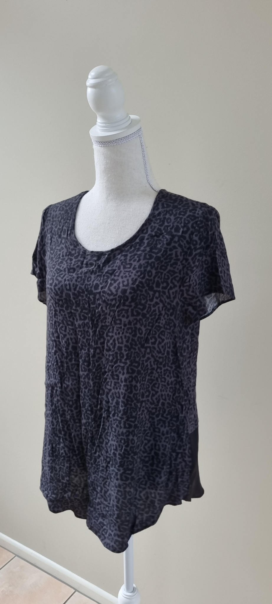 Decjuba Top size 12, image 2