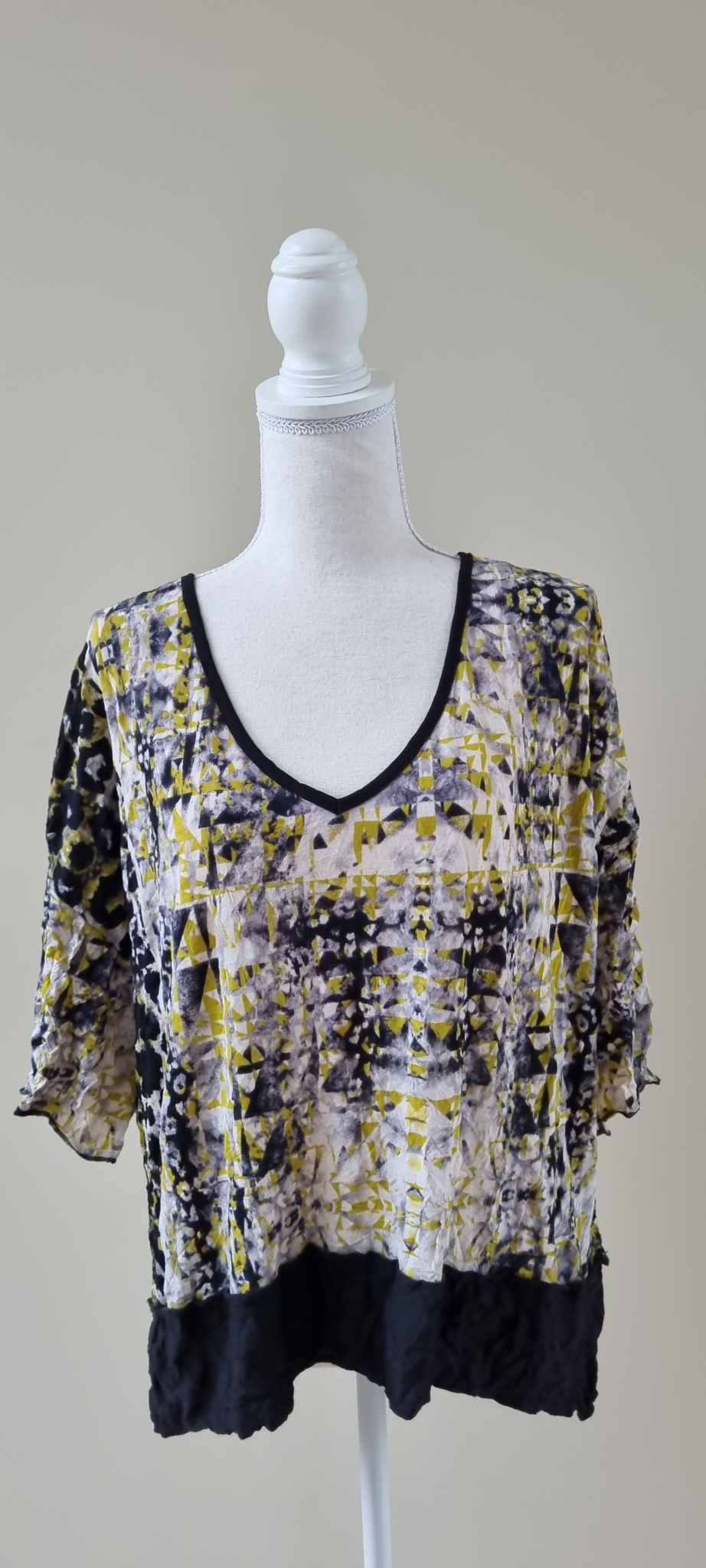 TS Taking Shape Tunic Top Size M / 18