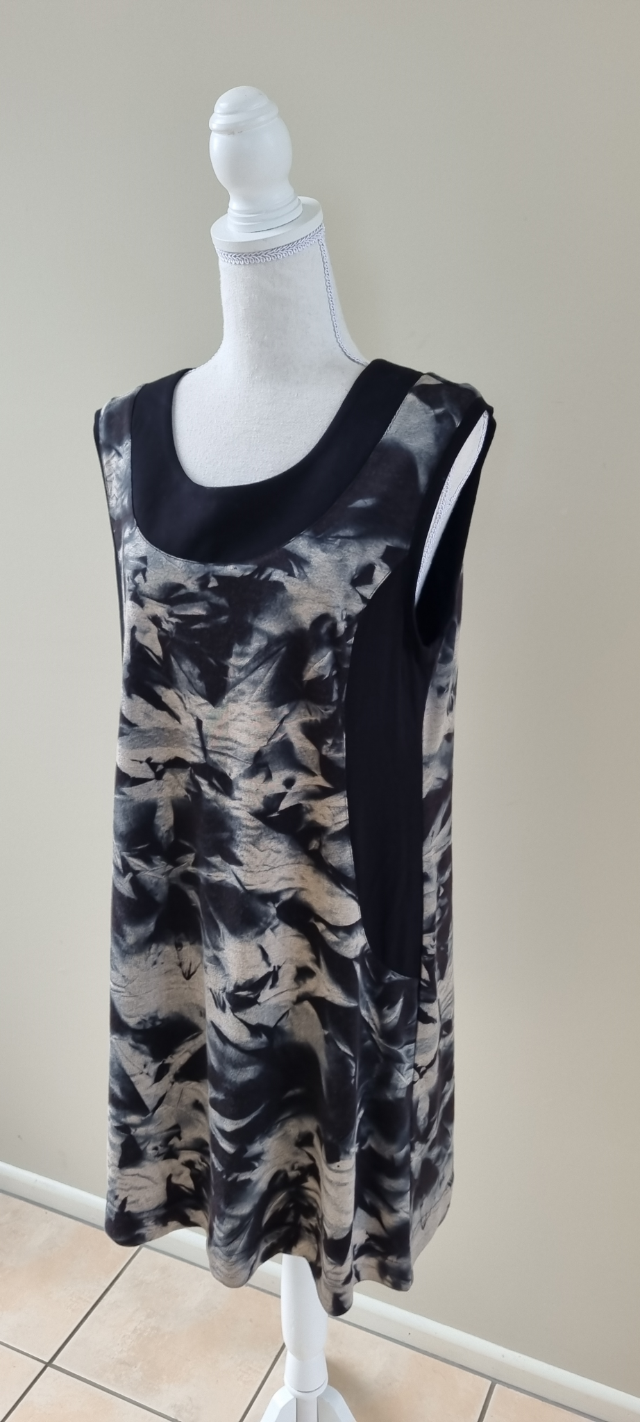 Bittermoon Black & Grey Dress Size 14, image 3