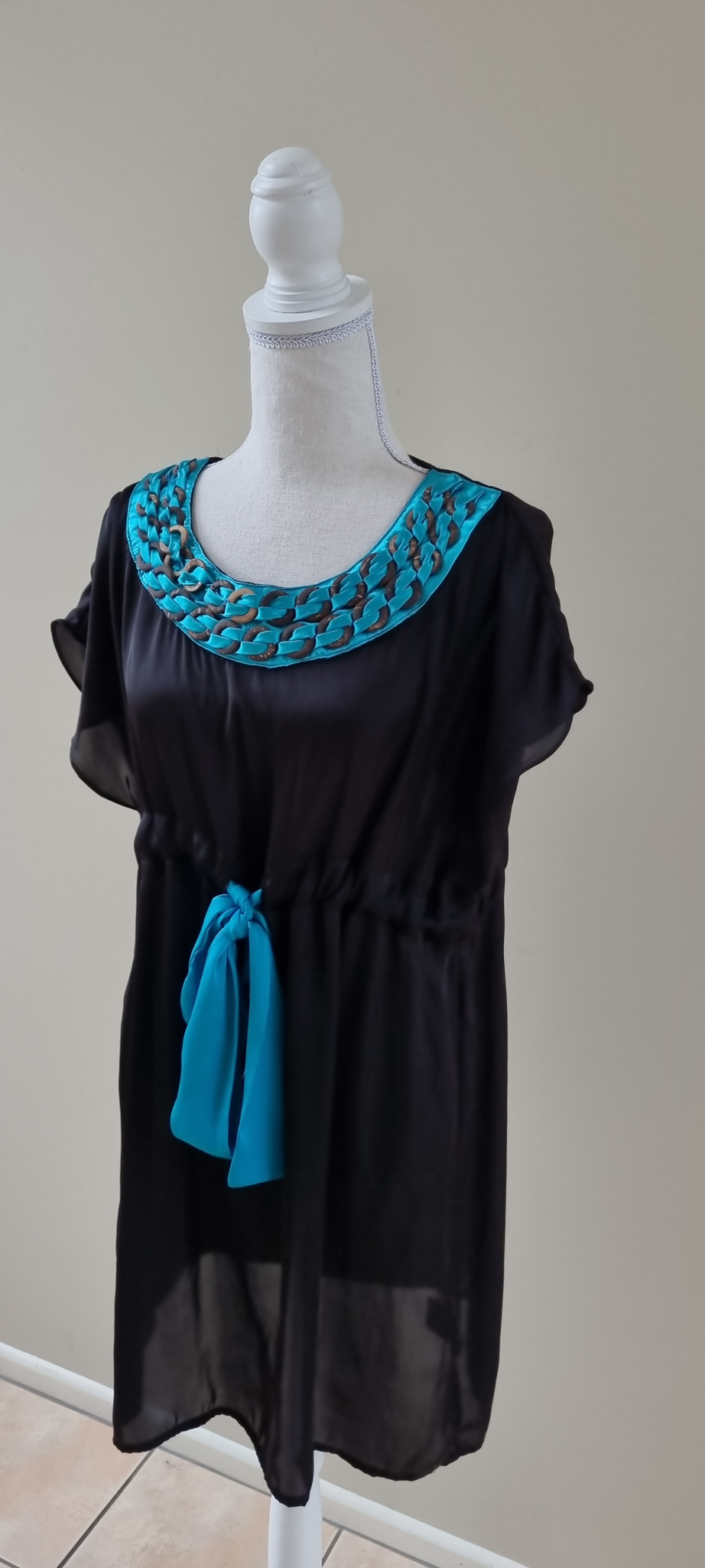 Augustine Dress Size 10, image 3