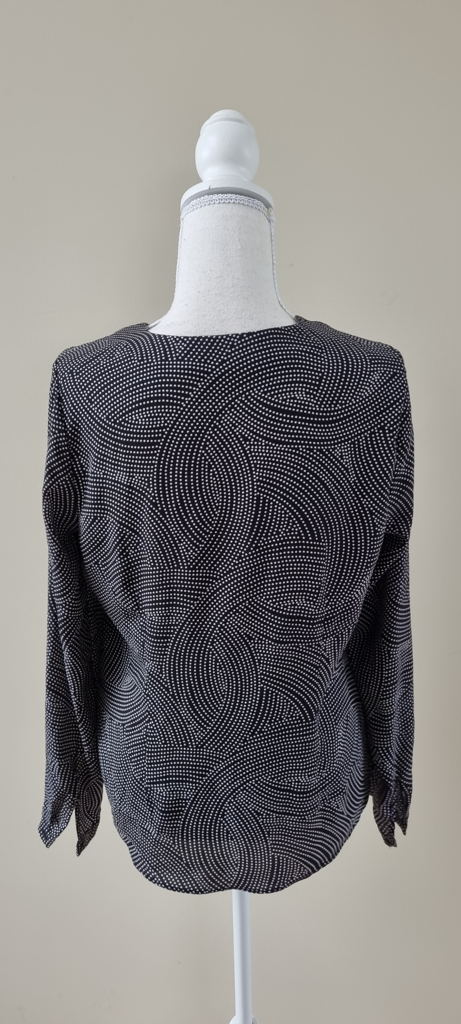 Oliver Black Top size 12, image 3
