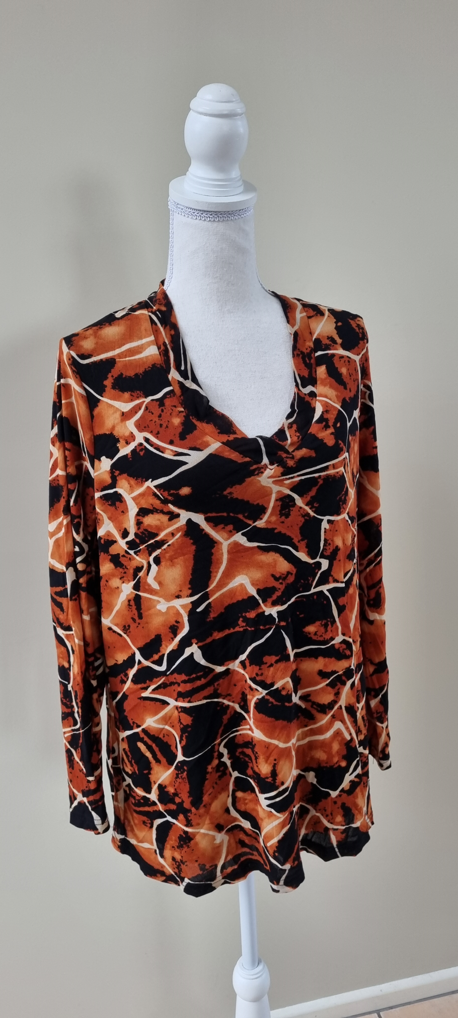 Mirrorswoman Top size 16-18, image 2