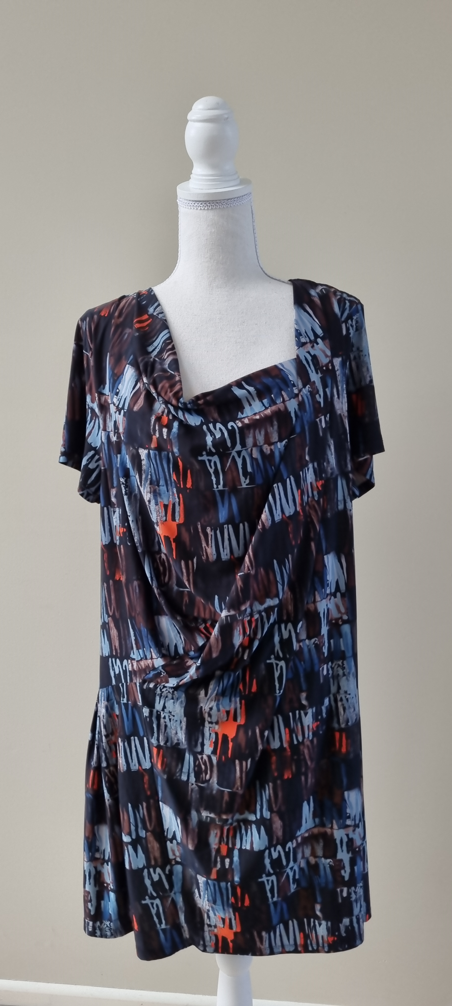 TS Taking Shape Tunic size S / 16