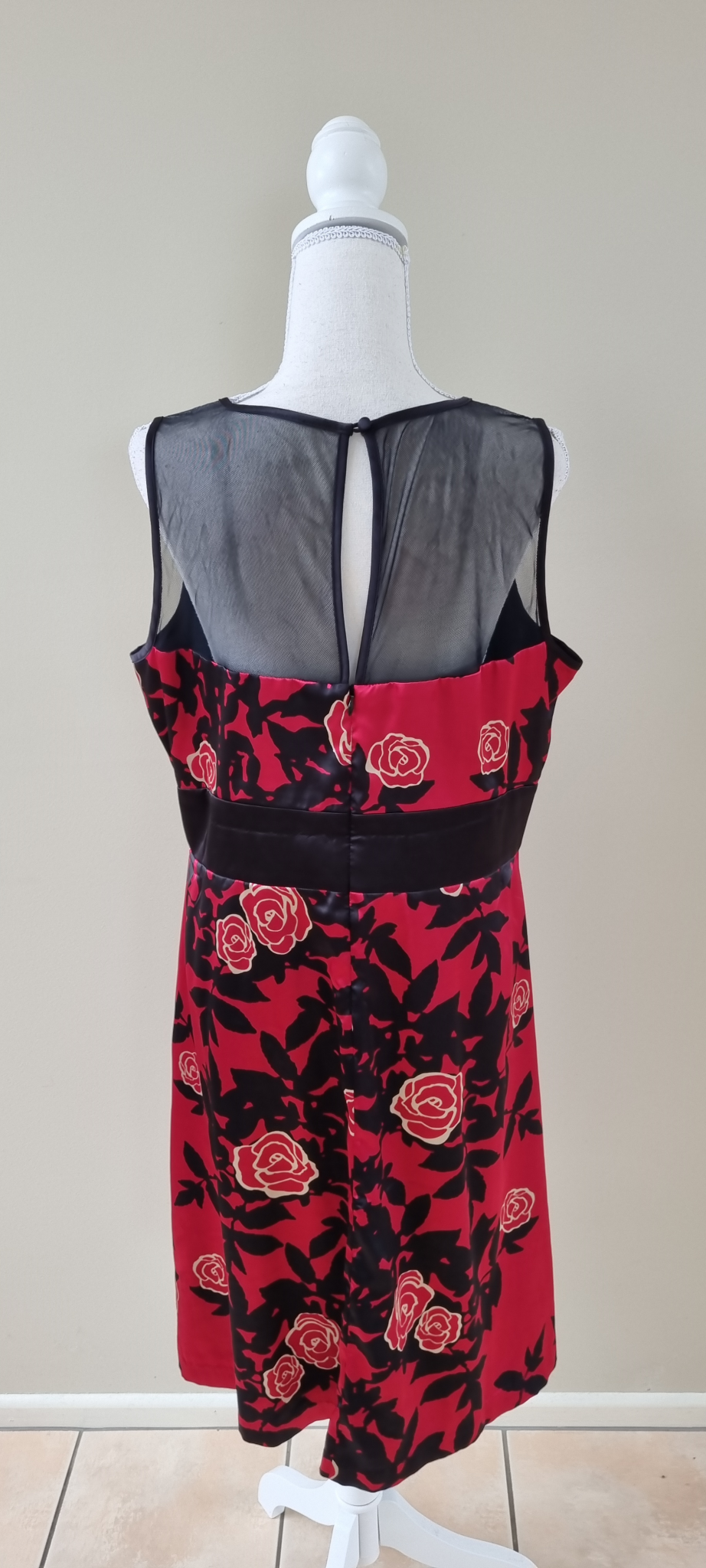Jacqui E Dress Size 16, image 3