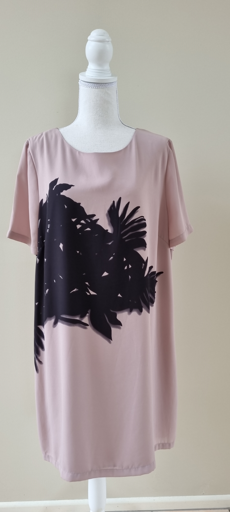 Emerge Dress Size 18
