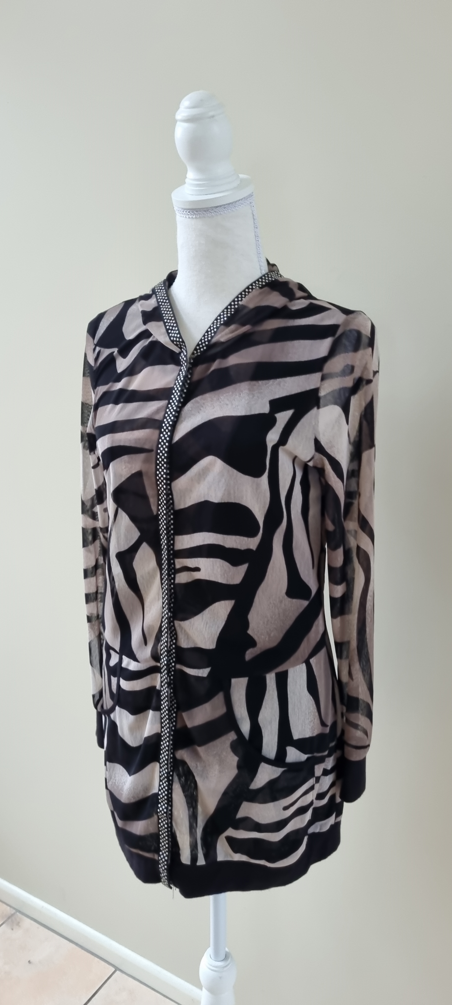 Privilege Hooded Top size 10, image 2