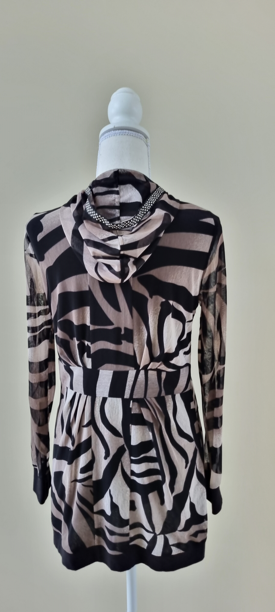 Privilege Hooded Top size 10, image 3