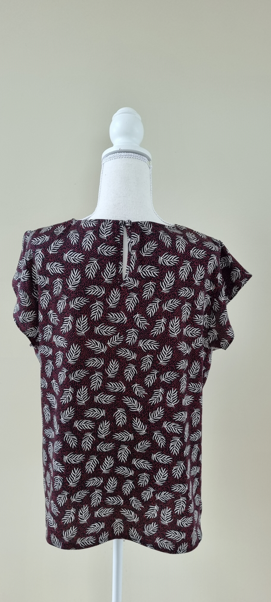 Jacqui E Top Size 16, image 4