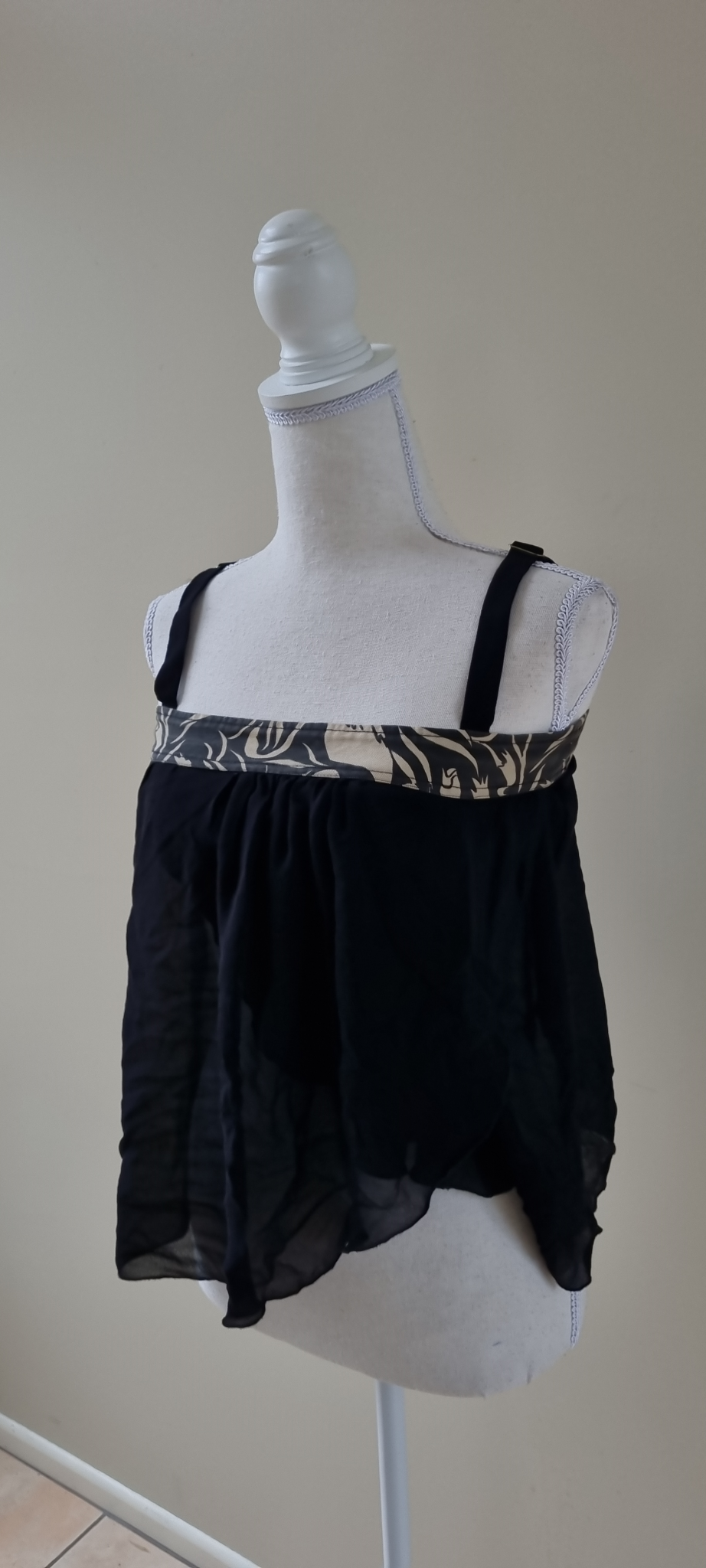 Laurie Foon Silk Top 10, image 2