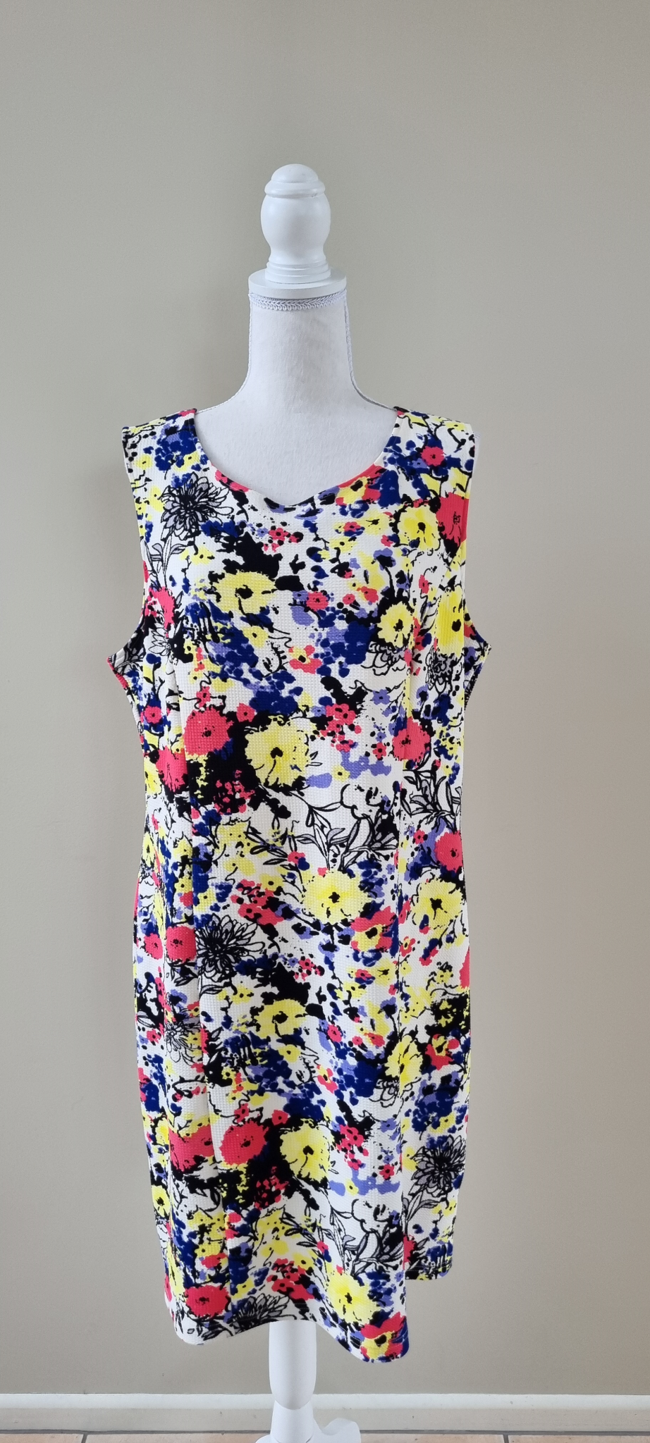 Stella Dress Size 18