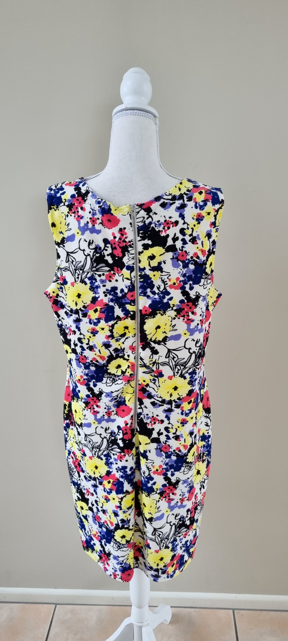 Stella Dress Size 18, image 4