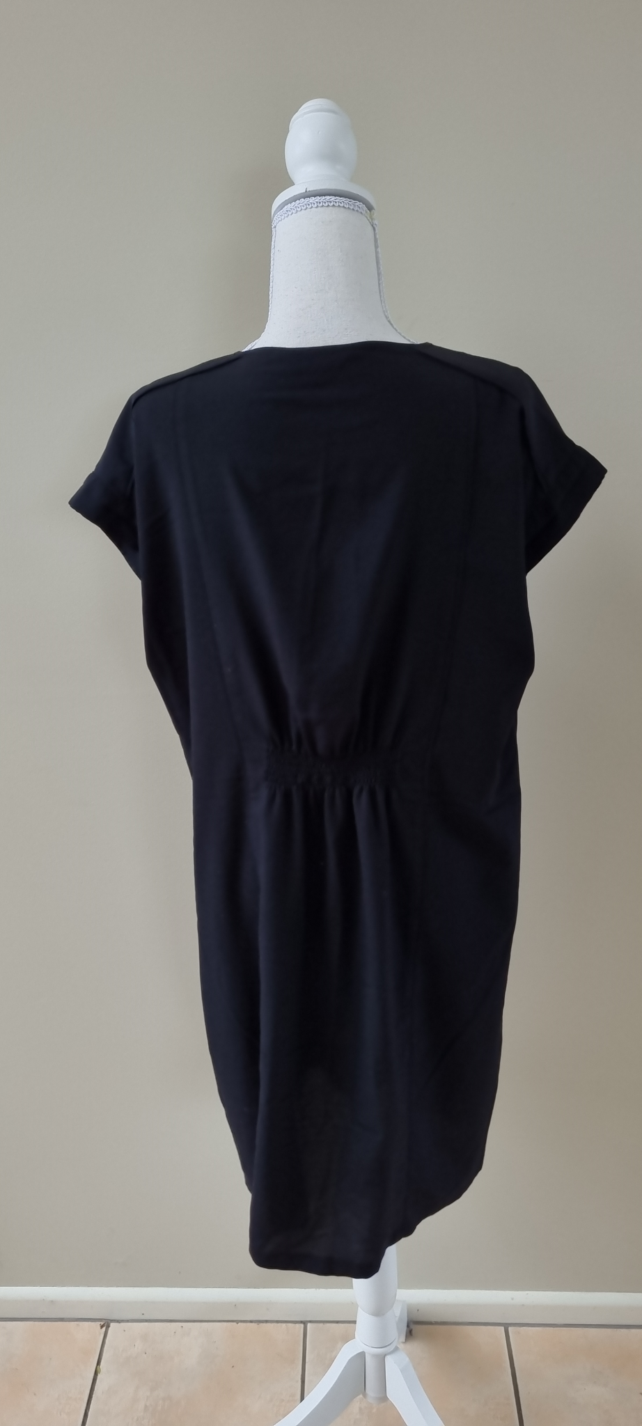 Vamp Dress Size 14, image 3