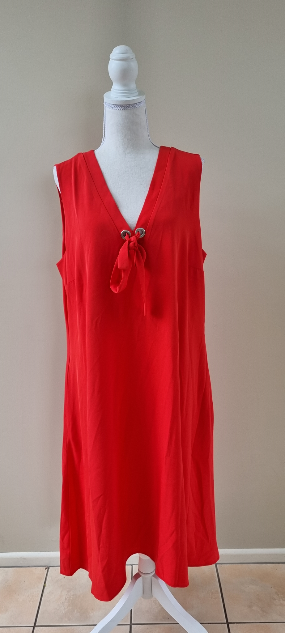 Sara Dress Size 18