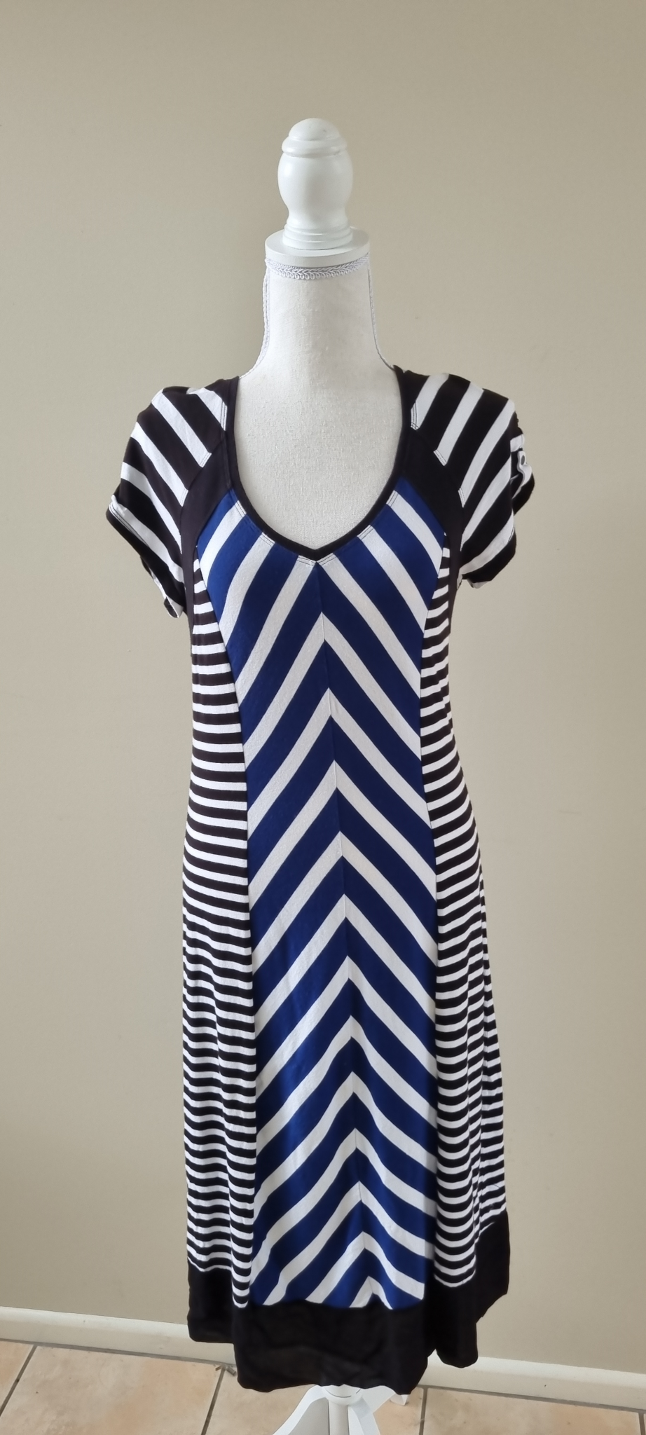 Verge Dress size S