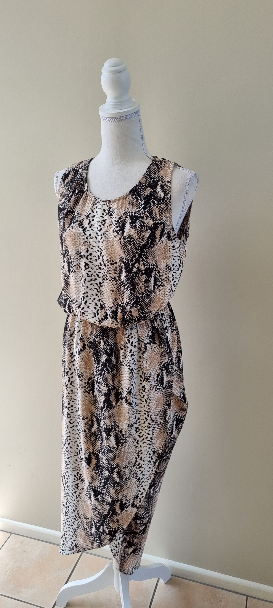 Decjuba Dress size 10, image 2