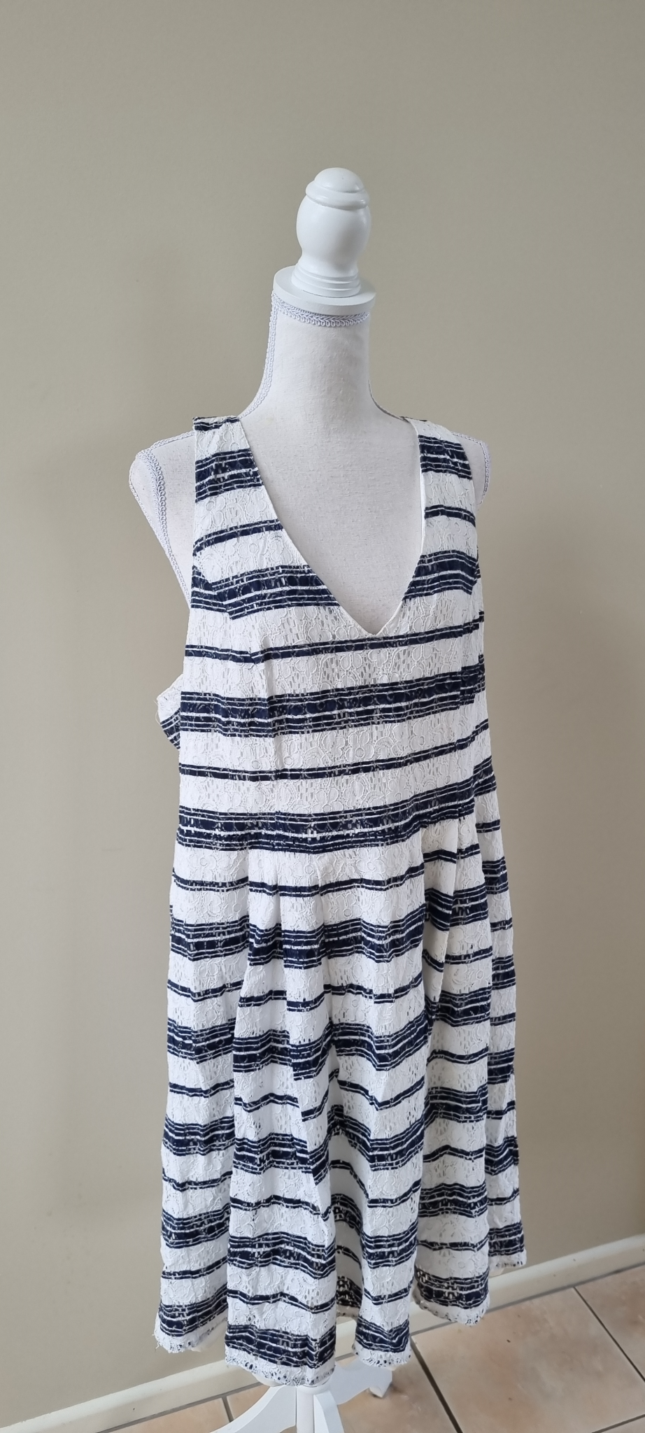 City Chic Dress Size S / 16, image 2