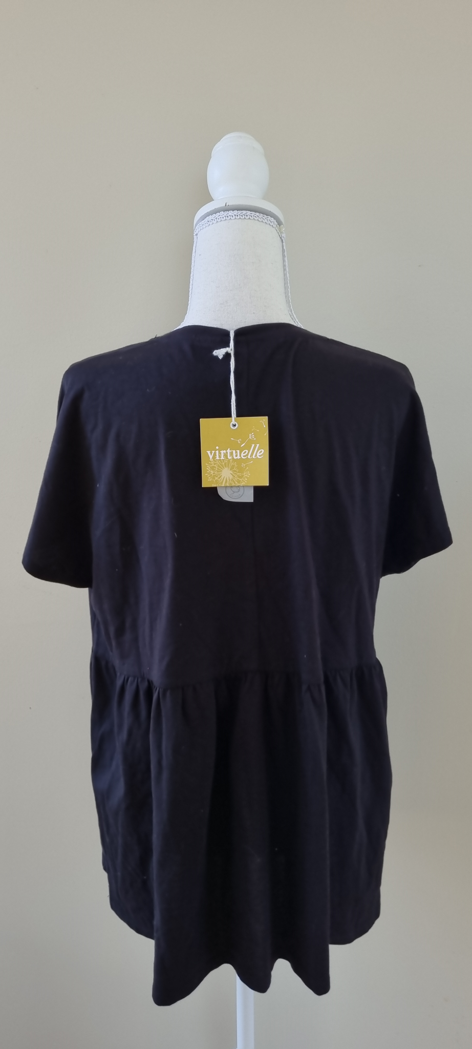 Virtuelle Black Top Size XS / 14 NEW WITH TAG, image 3