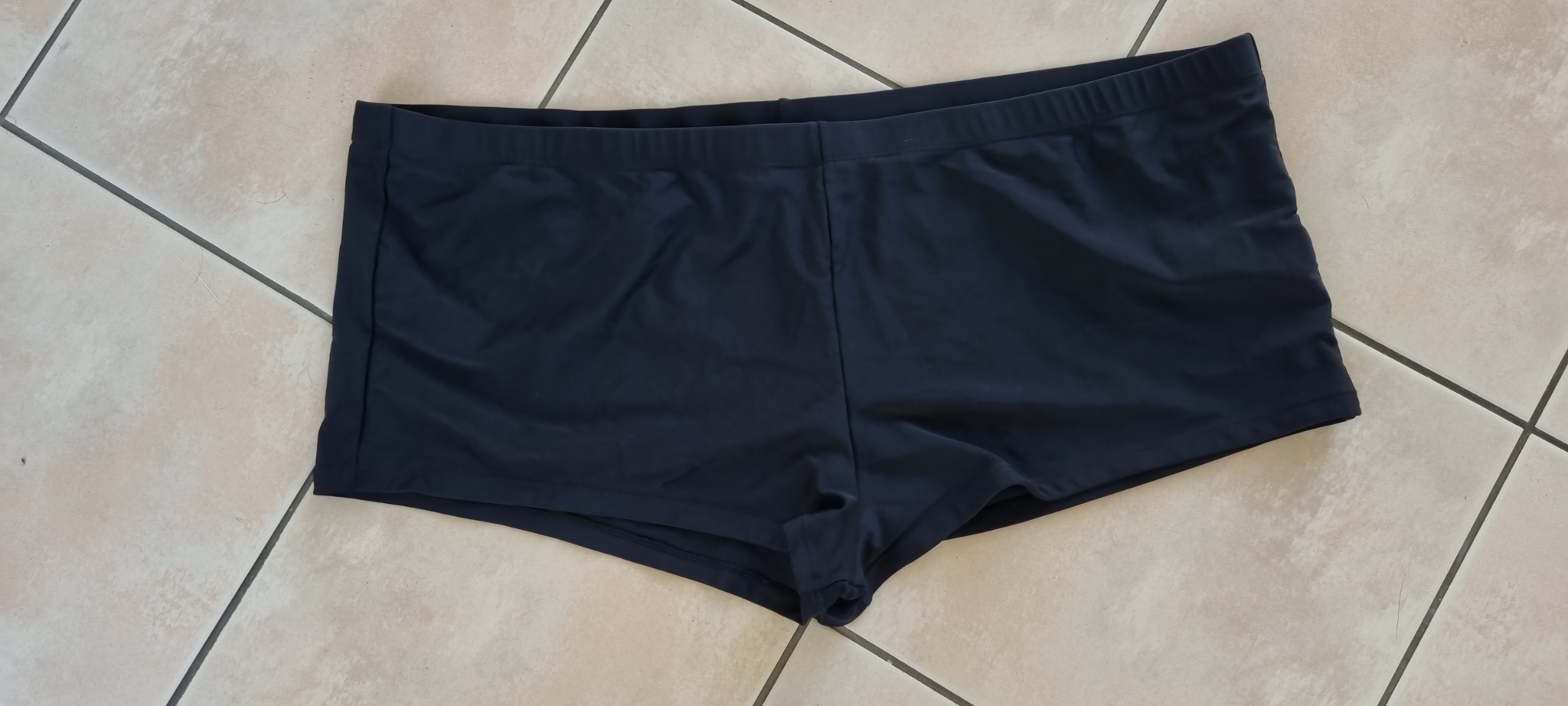 Beach Works Black Swim Shorts size 24
