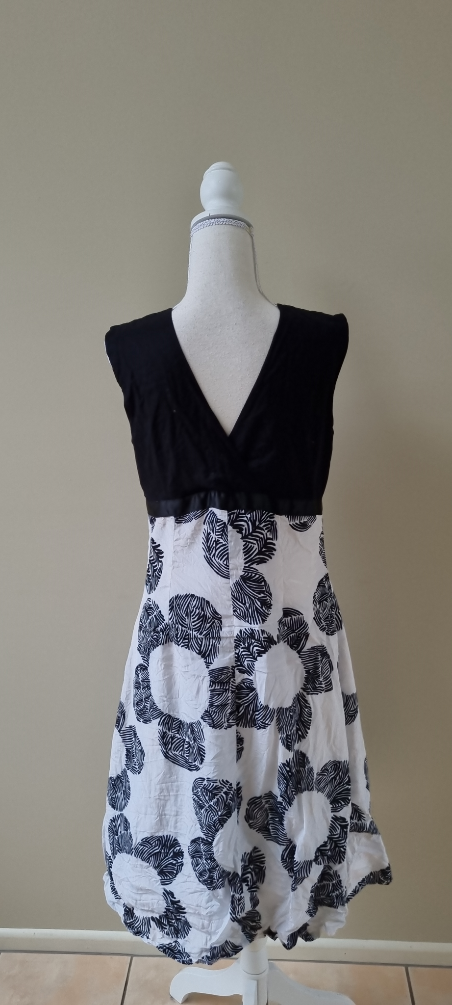 David Pond Dress Size 12, image 3