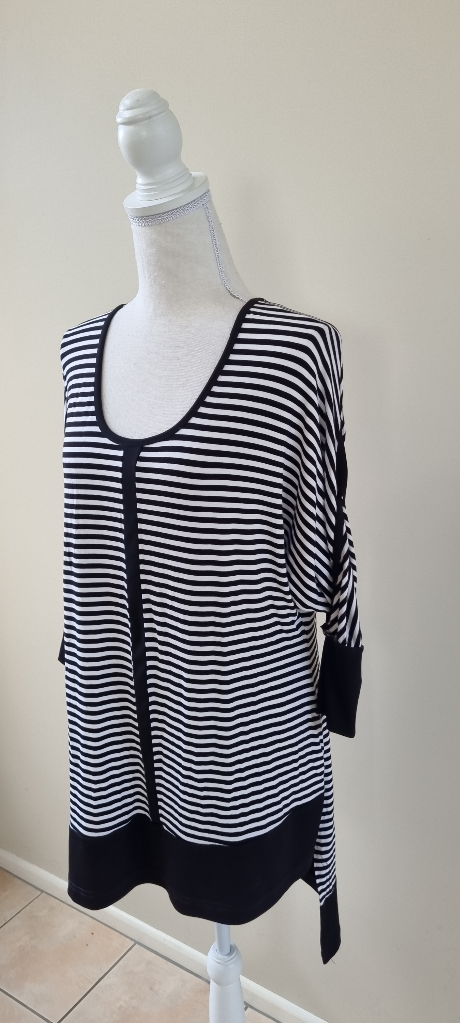 Bittermoon Top size 14, image 2