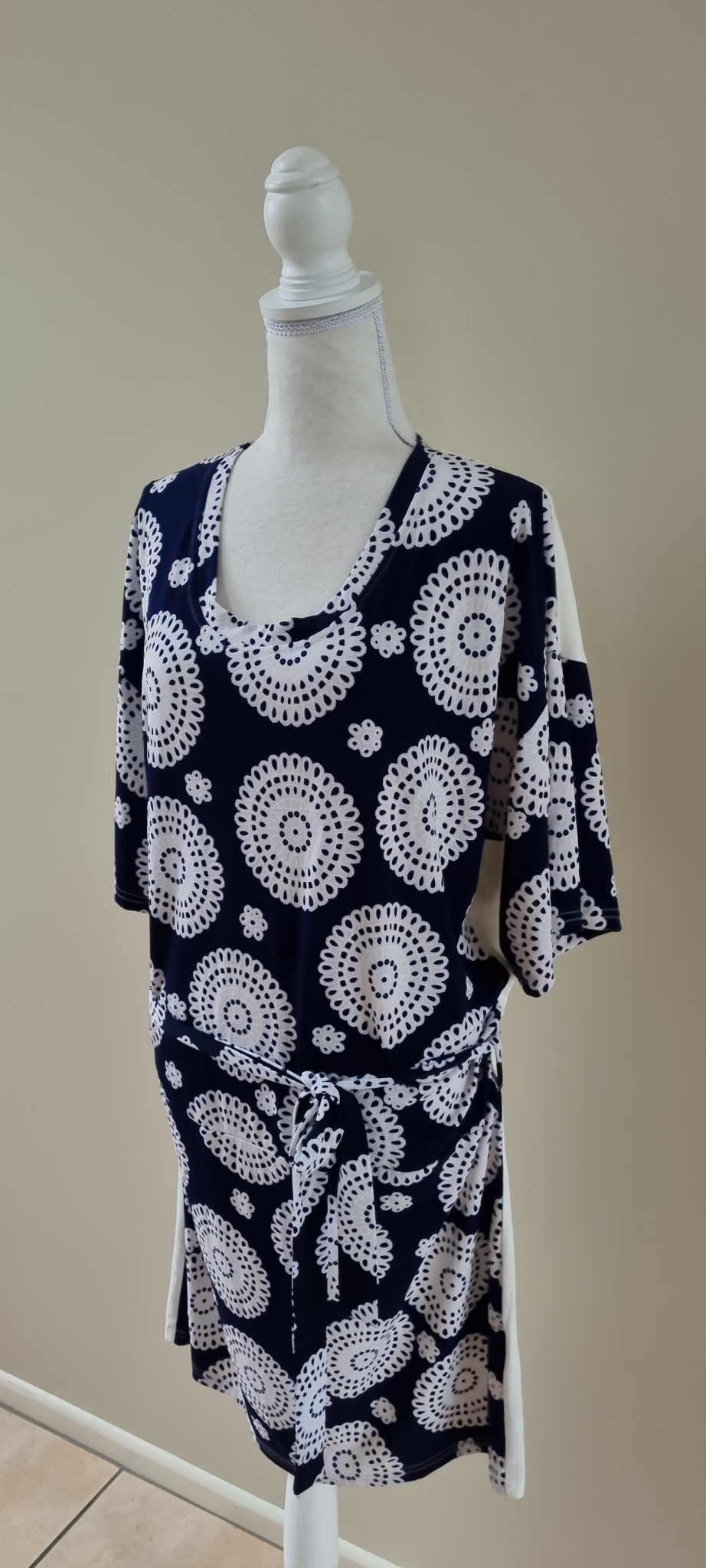 Charlo Dress Size 14, image 2