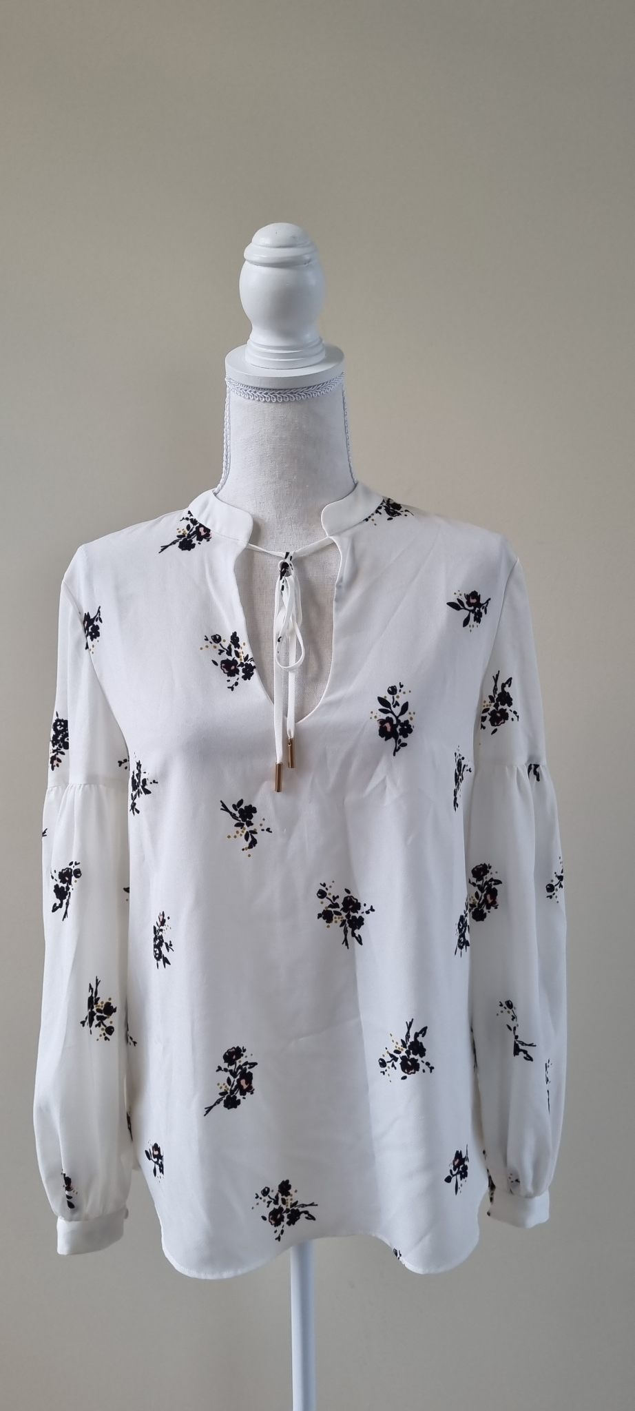 Witchery Top Size 10