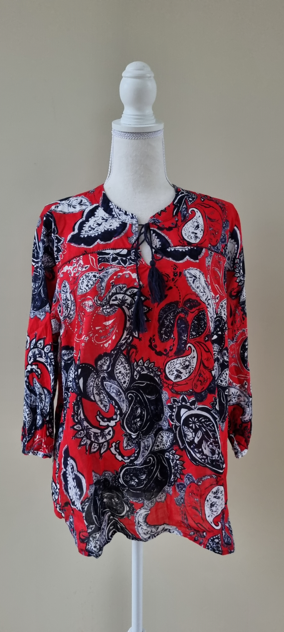 Yarra Trail Top size 16