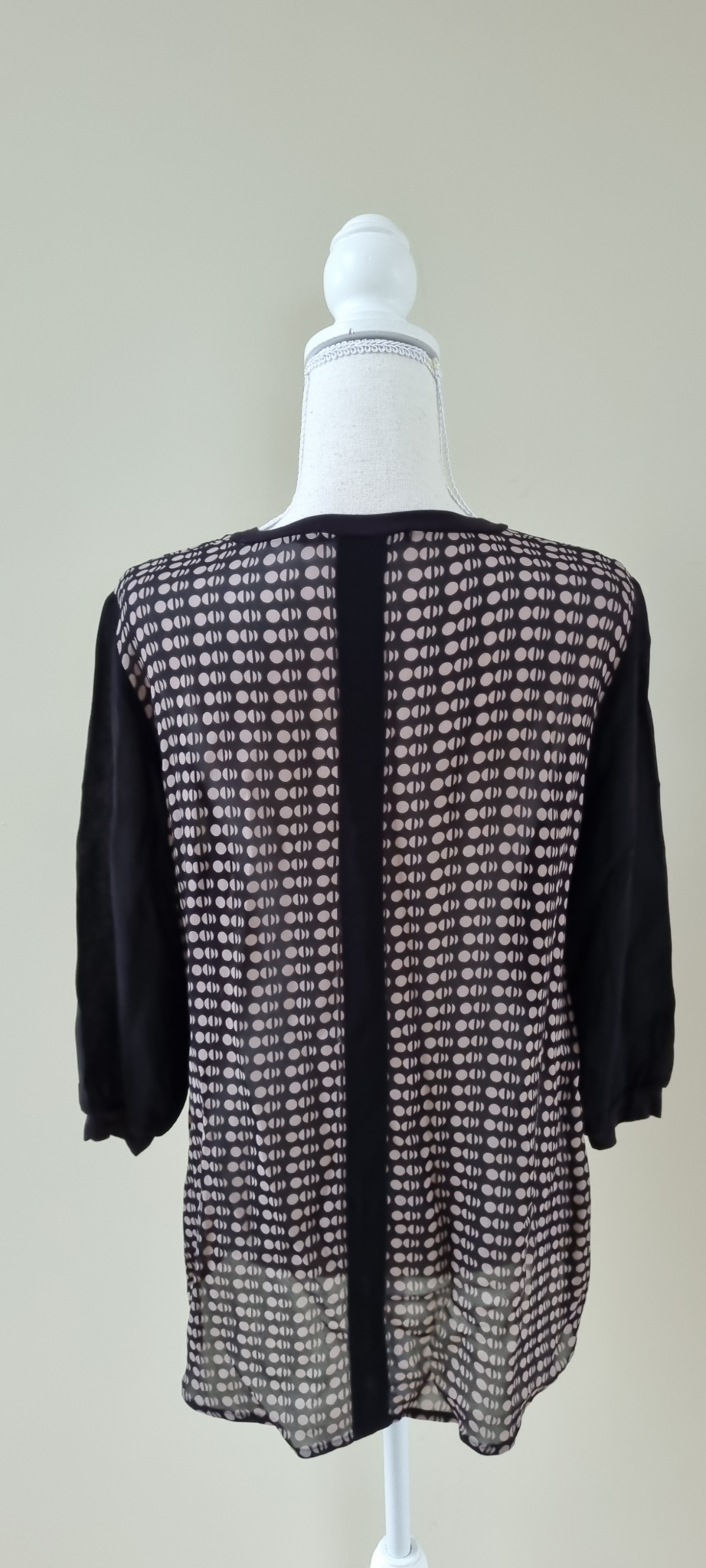 Caroline Sills Top size 10, image 3
