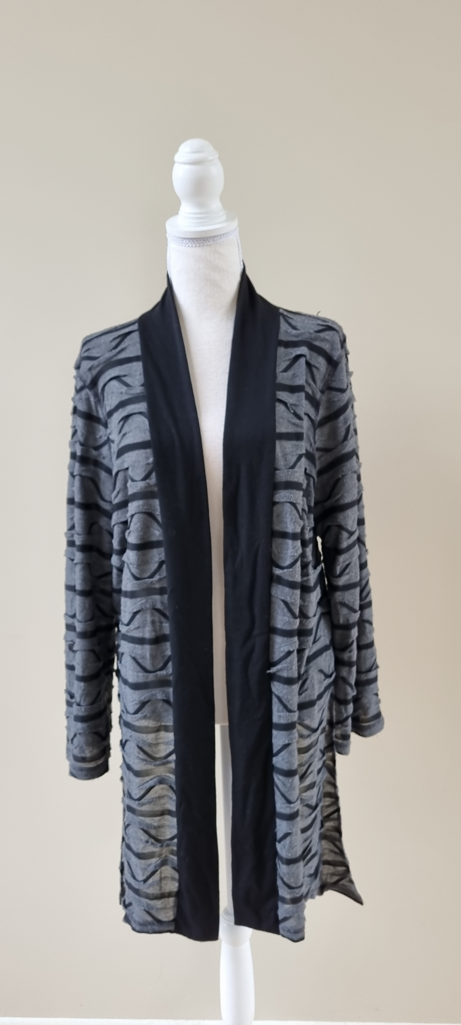 TS Taking Shape Cardigan S / 16