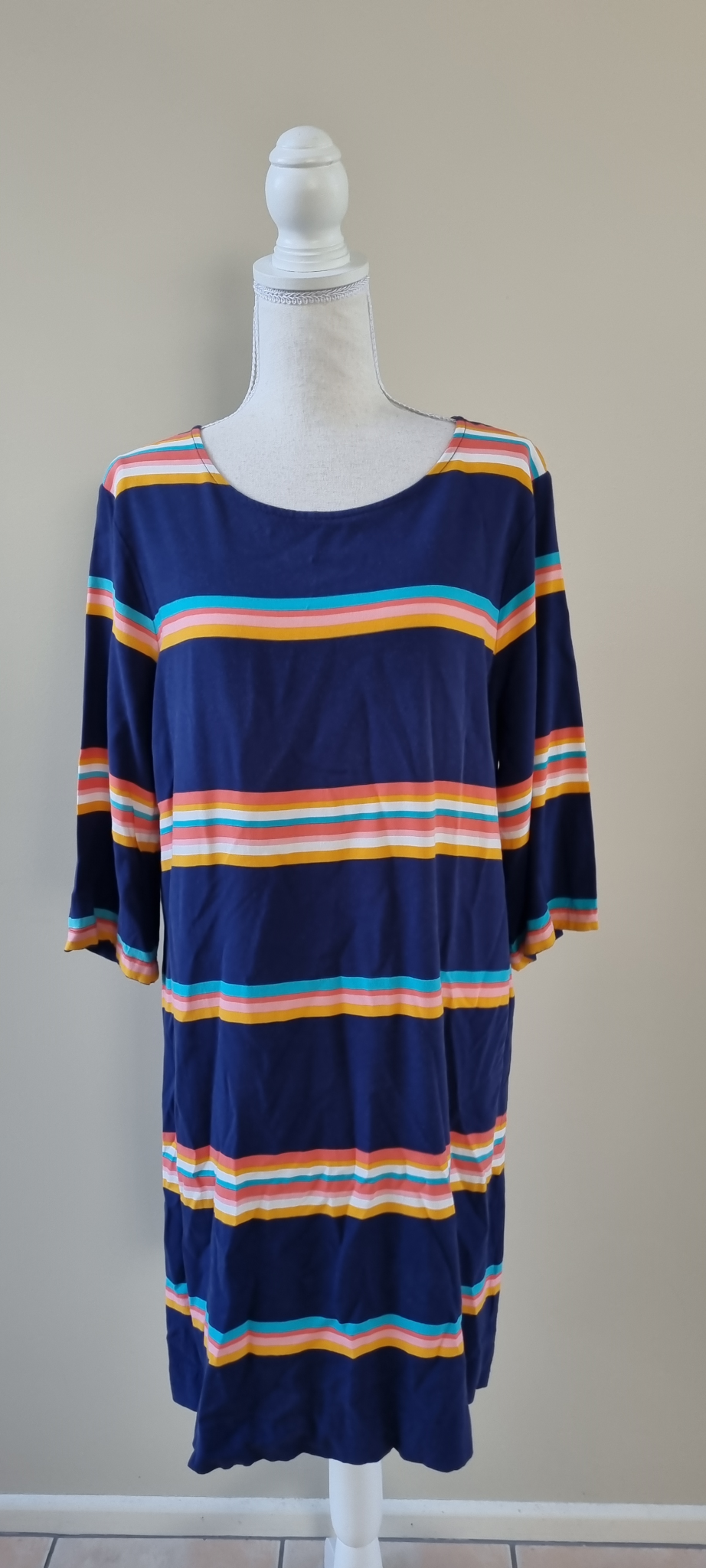 Elm Dress Size 14 Stylebuibble