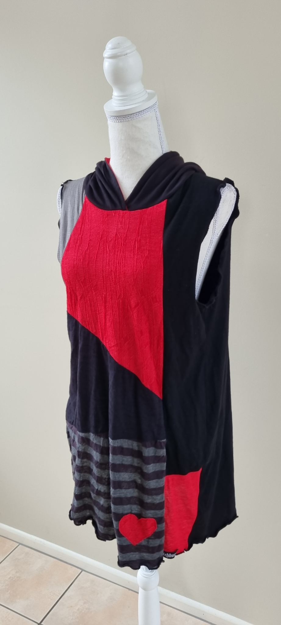 Stichbury Tunic Top size 14, image 2