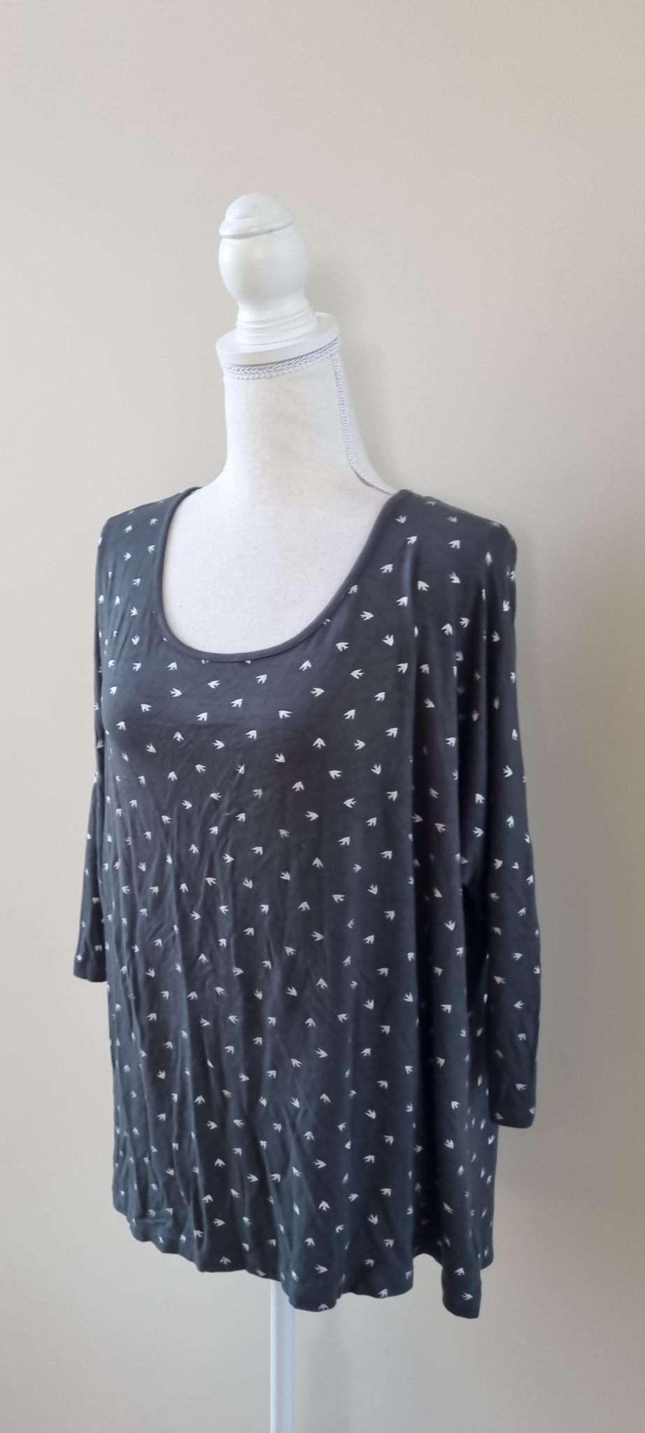 Betty Basics Top size 10, image 2