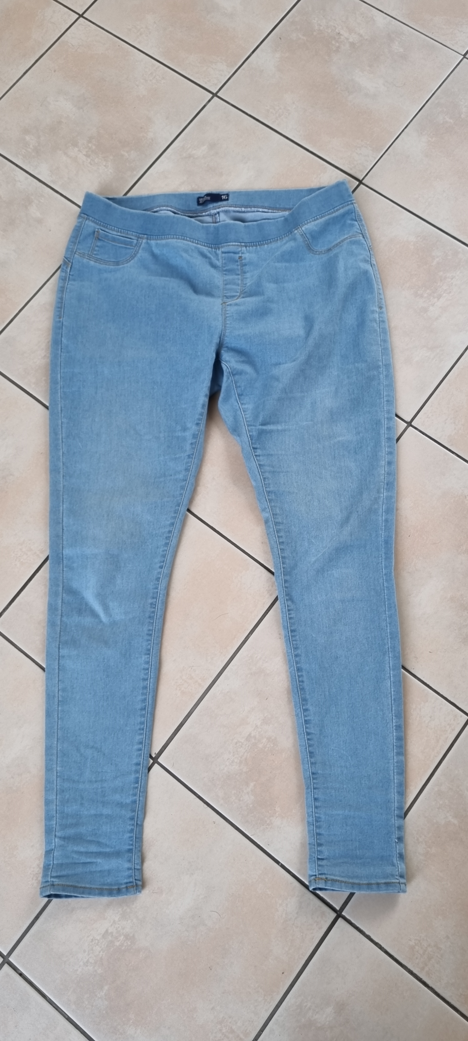 Urban Jeans Co Blue Jeans size 16
