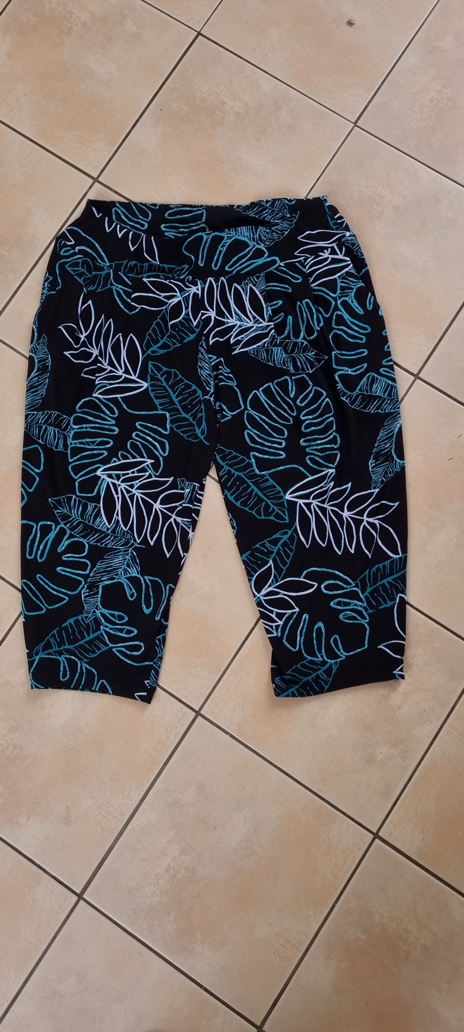 TS Taking Shape Pants size 14