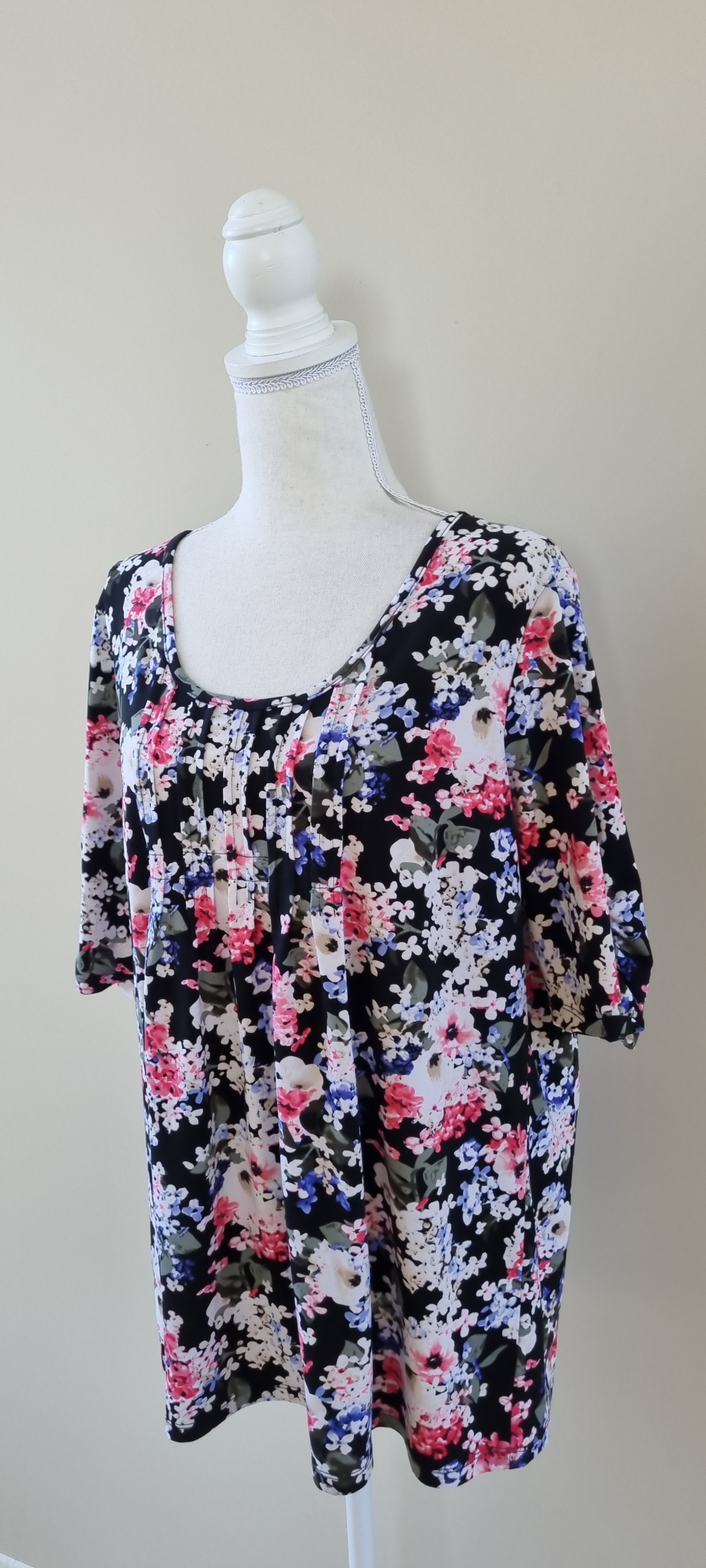 Sara Top size 1X / 16, image 2