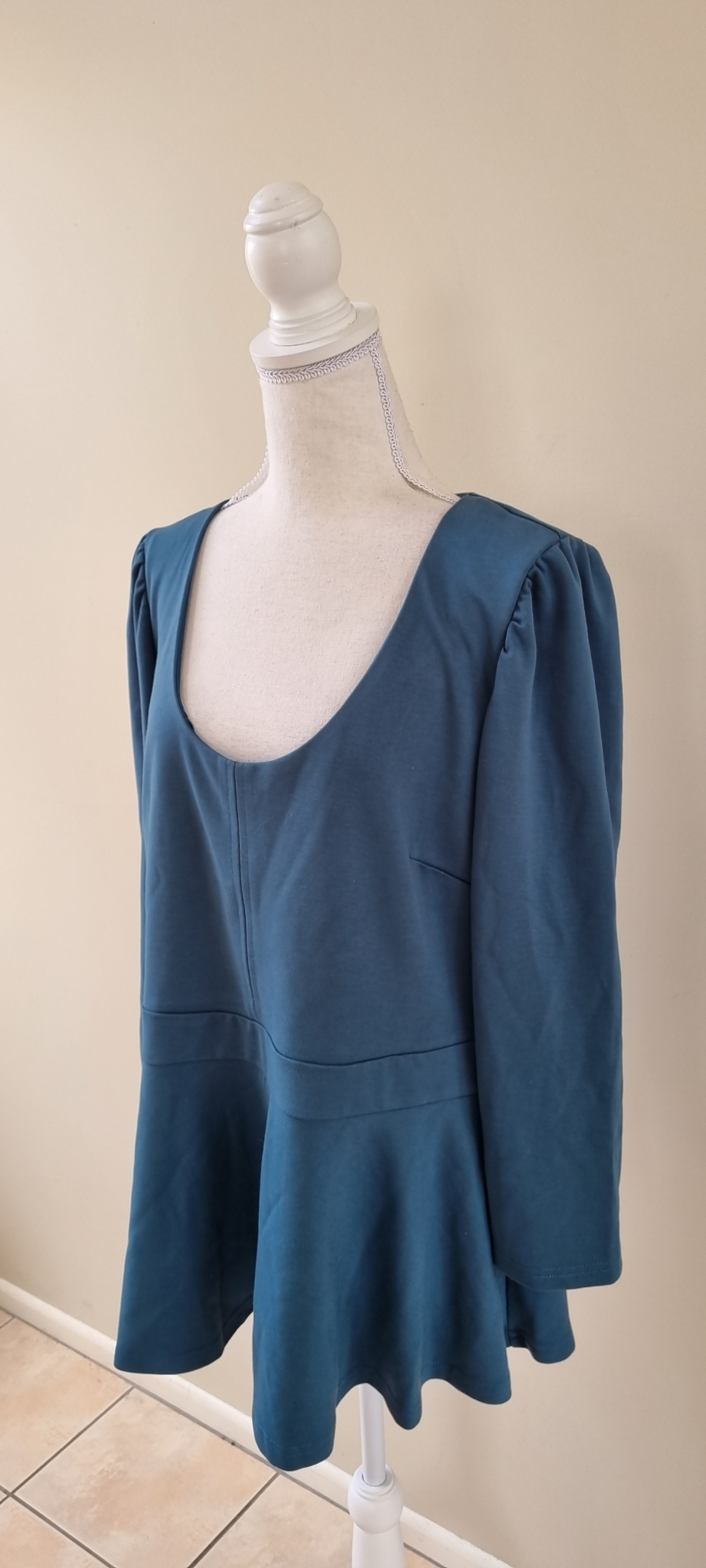 City Chic Top size M / 18, image 2