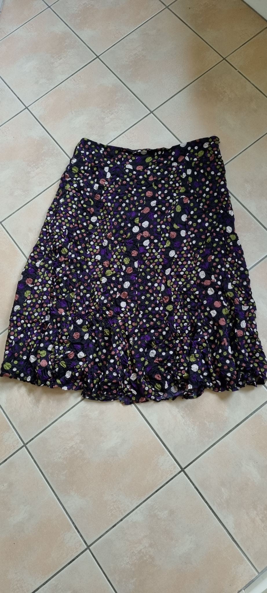 Revue Skirt Size 20, image 2
