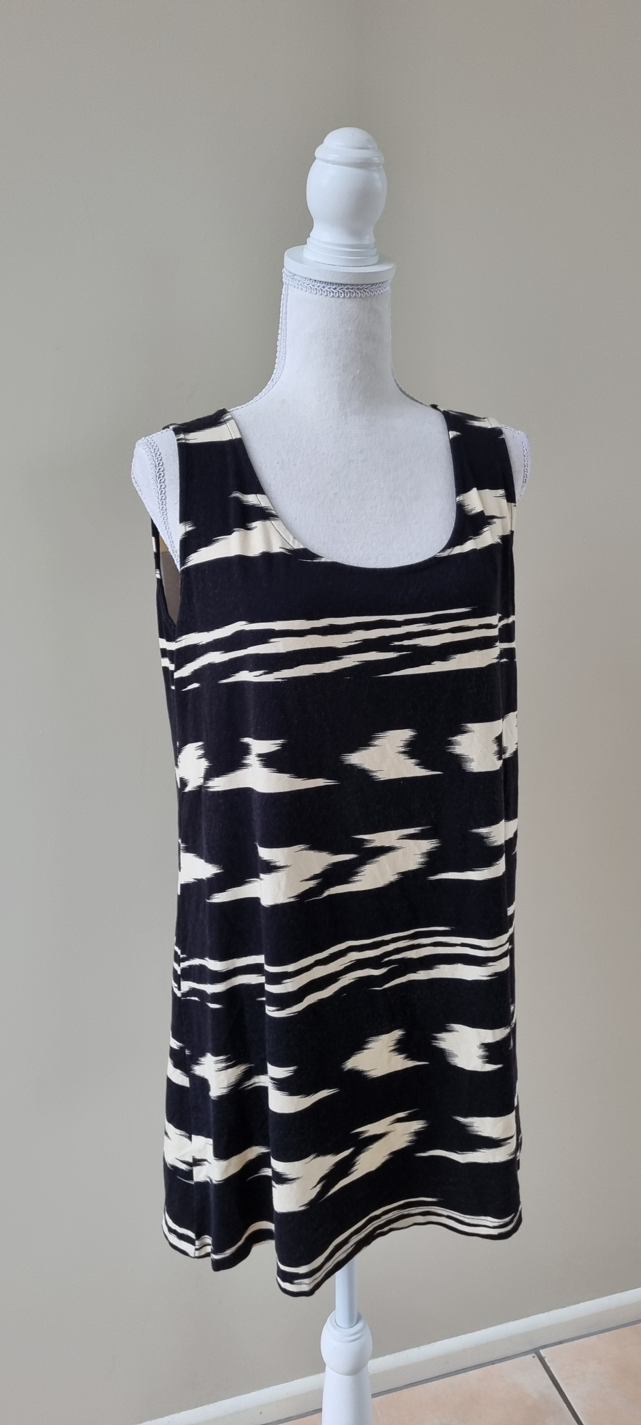 Virtu Tunic Top size XS / 14, image 3
